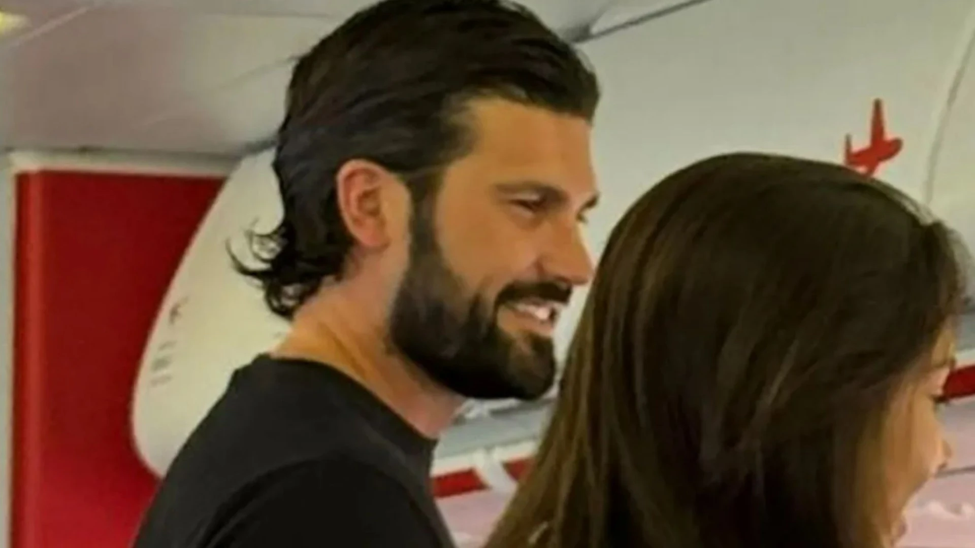Towie trip chaos as Dan flirts with stunning girl on flight in front of Ella