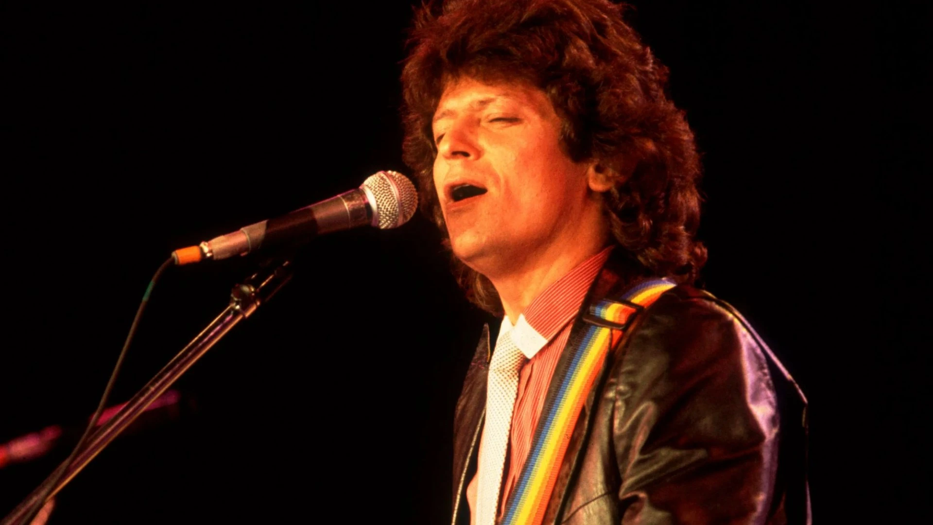 Country music star dies aged 73 as family pay tribute to 'extraordinary talent'