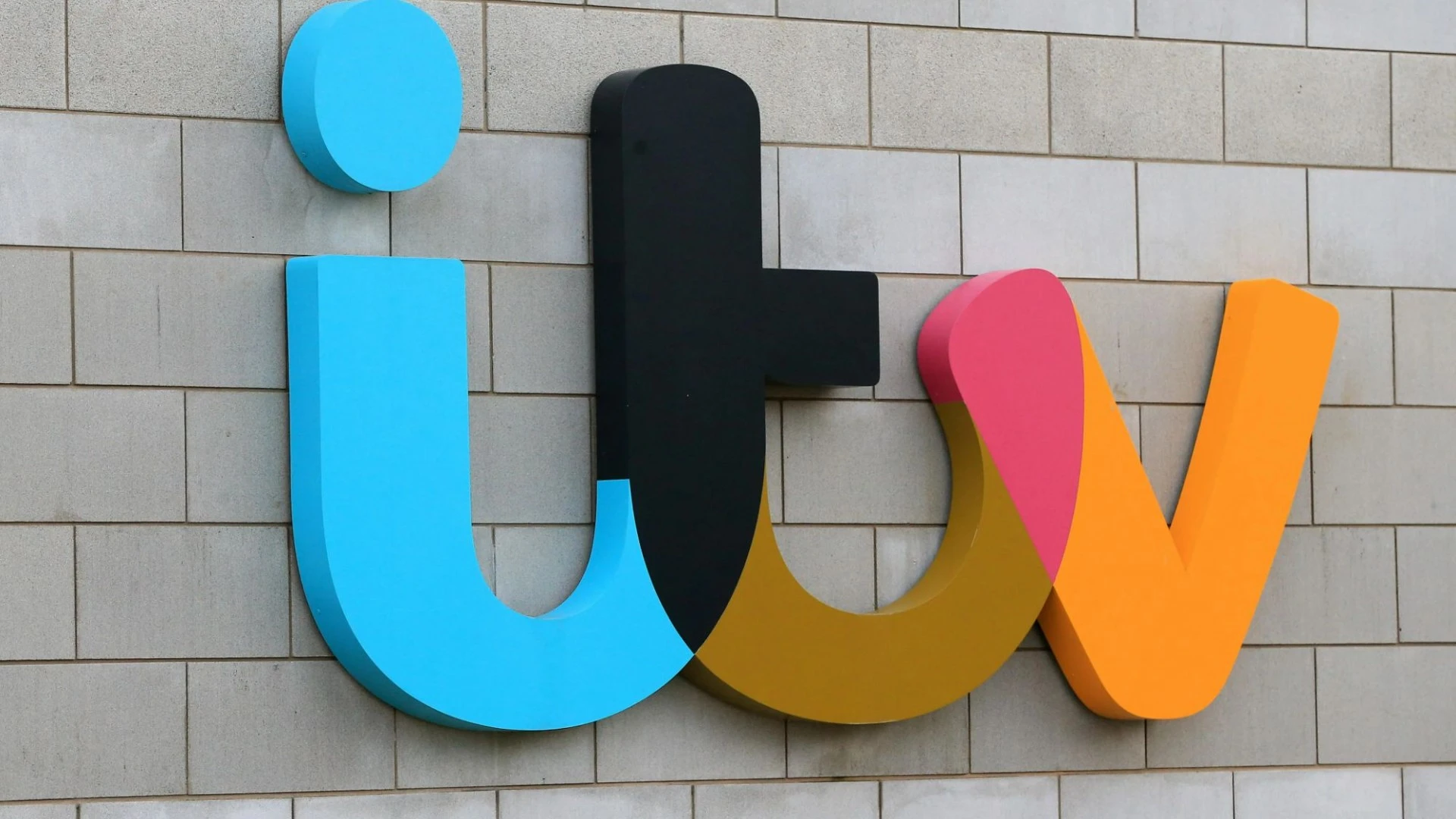 ITV dating show set for reboot 16 years after it was axed - with huge change