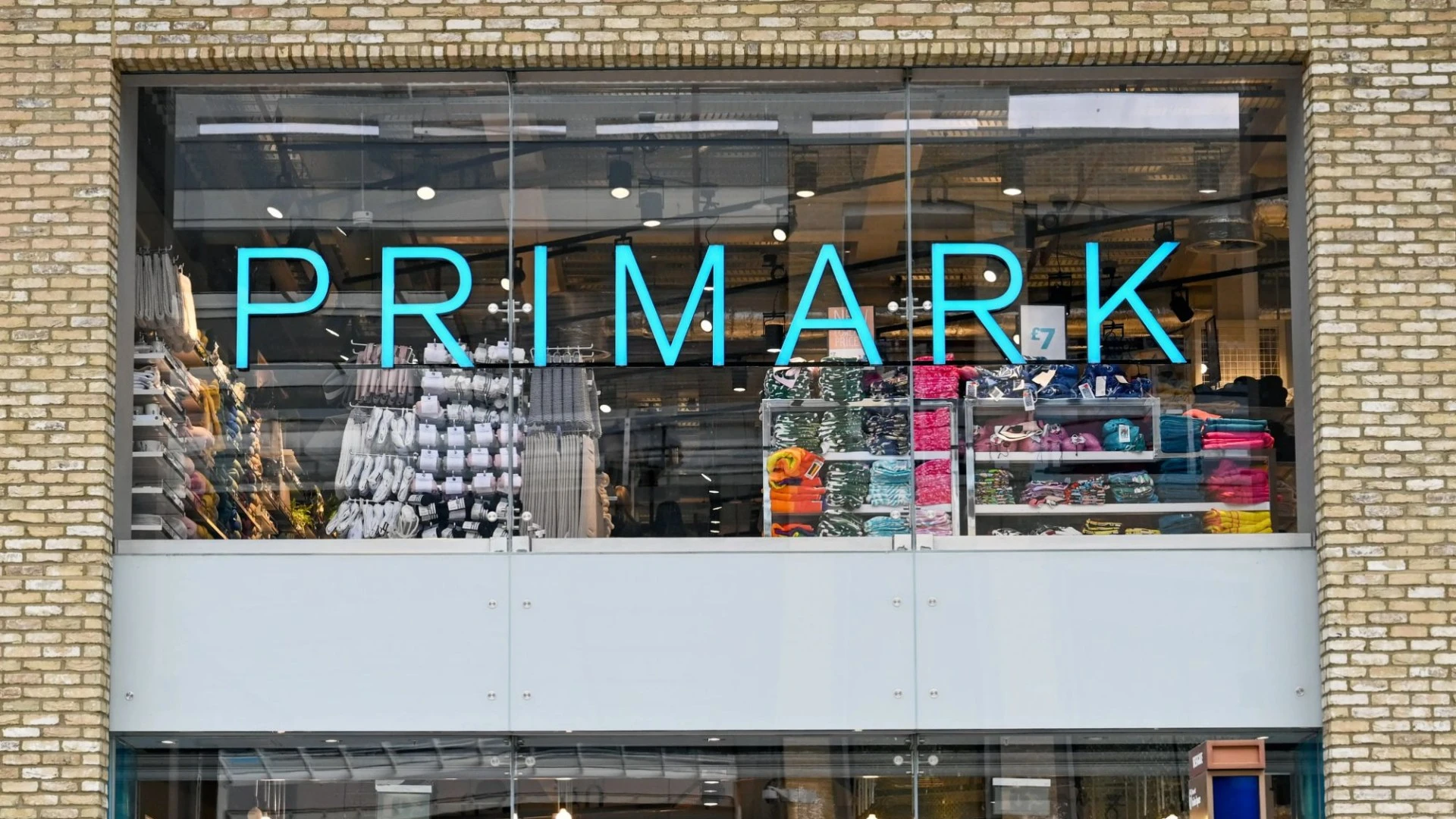 Primark launches new range of cabin bags & they’re approved by budget airlines