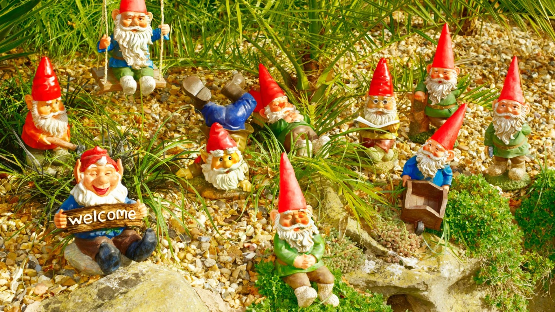 Four viral garden trends making guests cringe, according to royal gardener