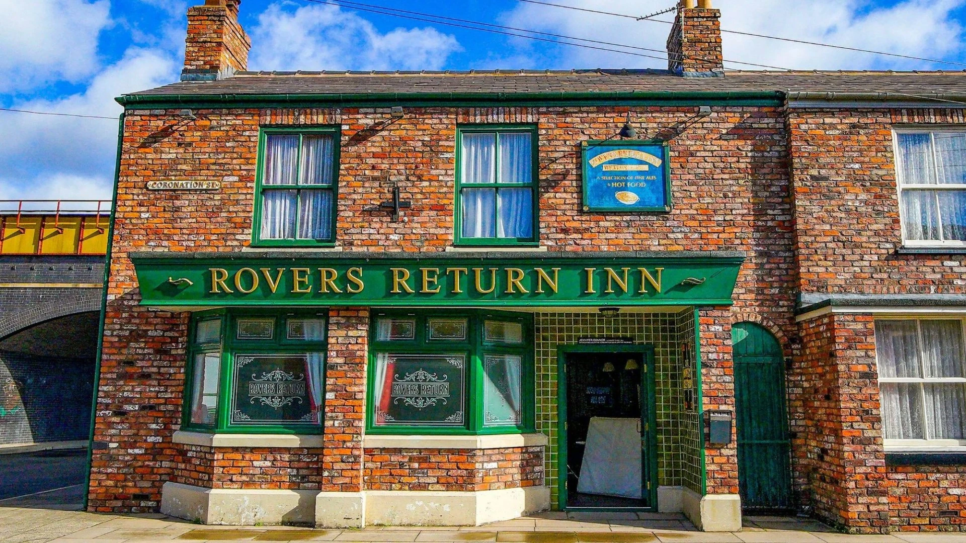 Coronation Street star confirms exit - and reveals plans to move to Australia