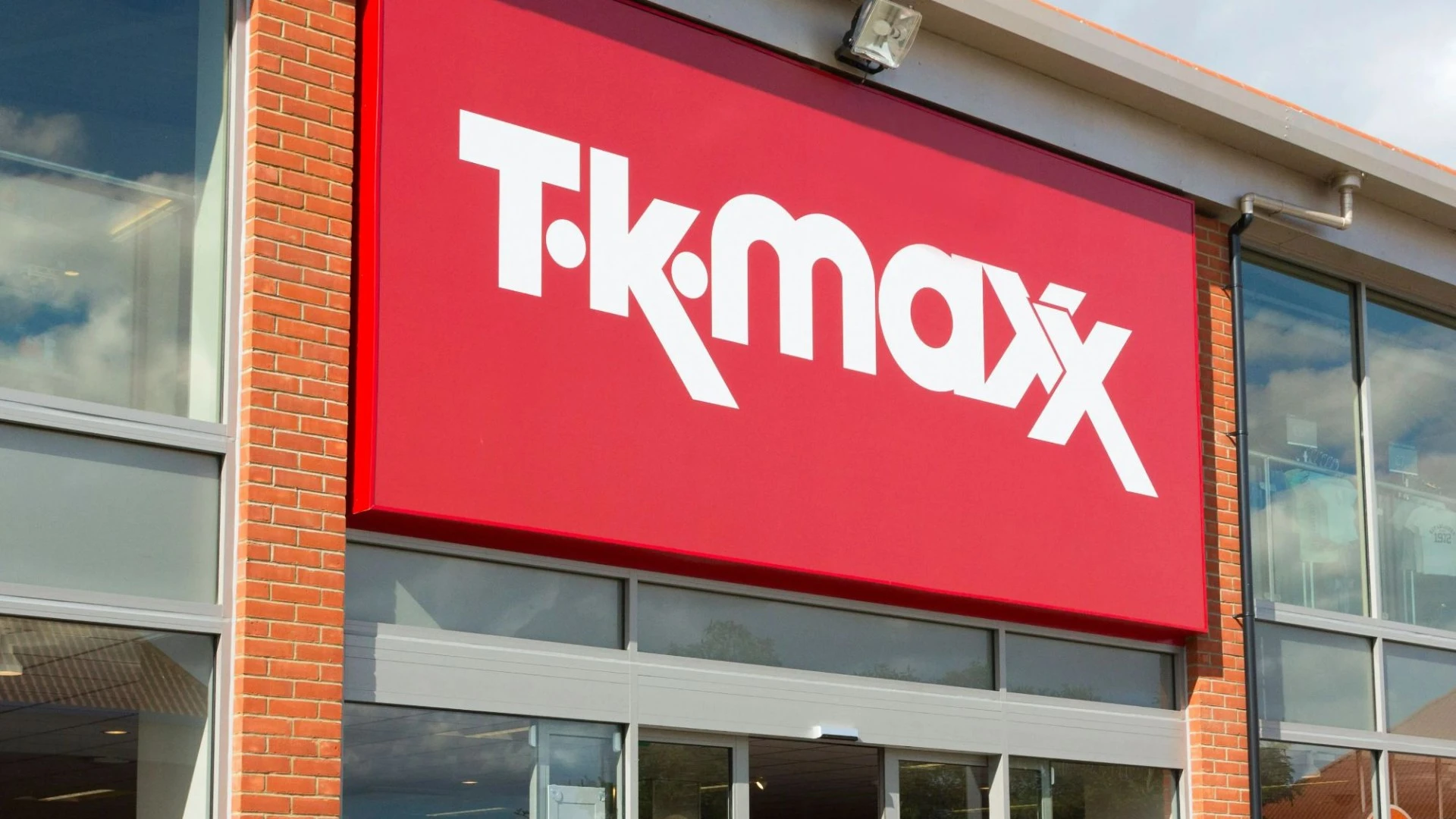 Shoppers told to stop using TK Maxx & Homesense buy IMMEDIATELY over fire risk