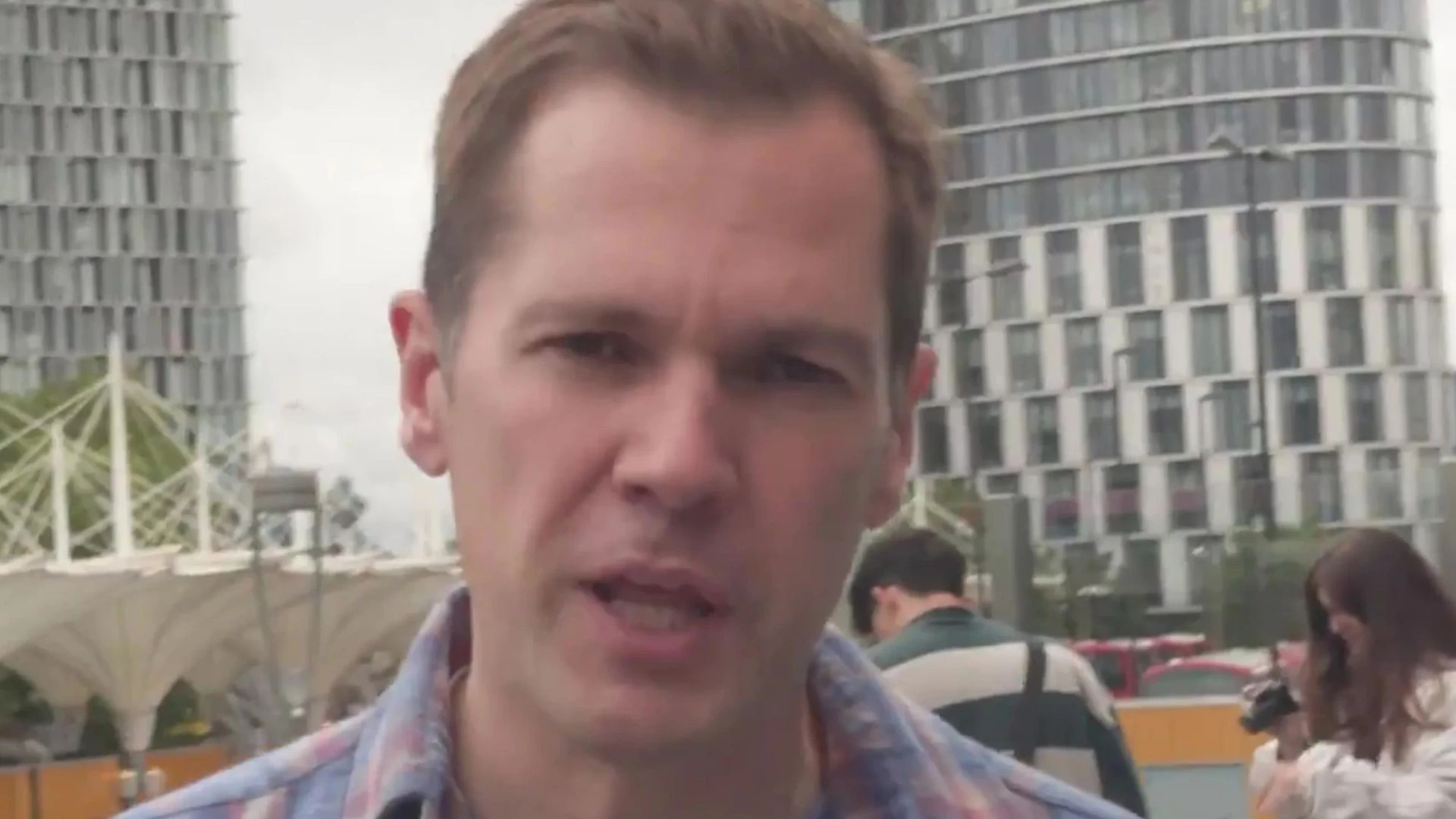 MP Robert Jenrick filmed confronting fare-dodging yobs on Tube in lawless London