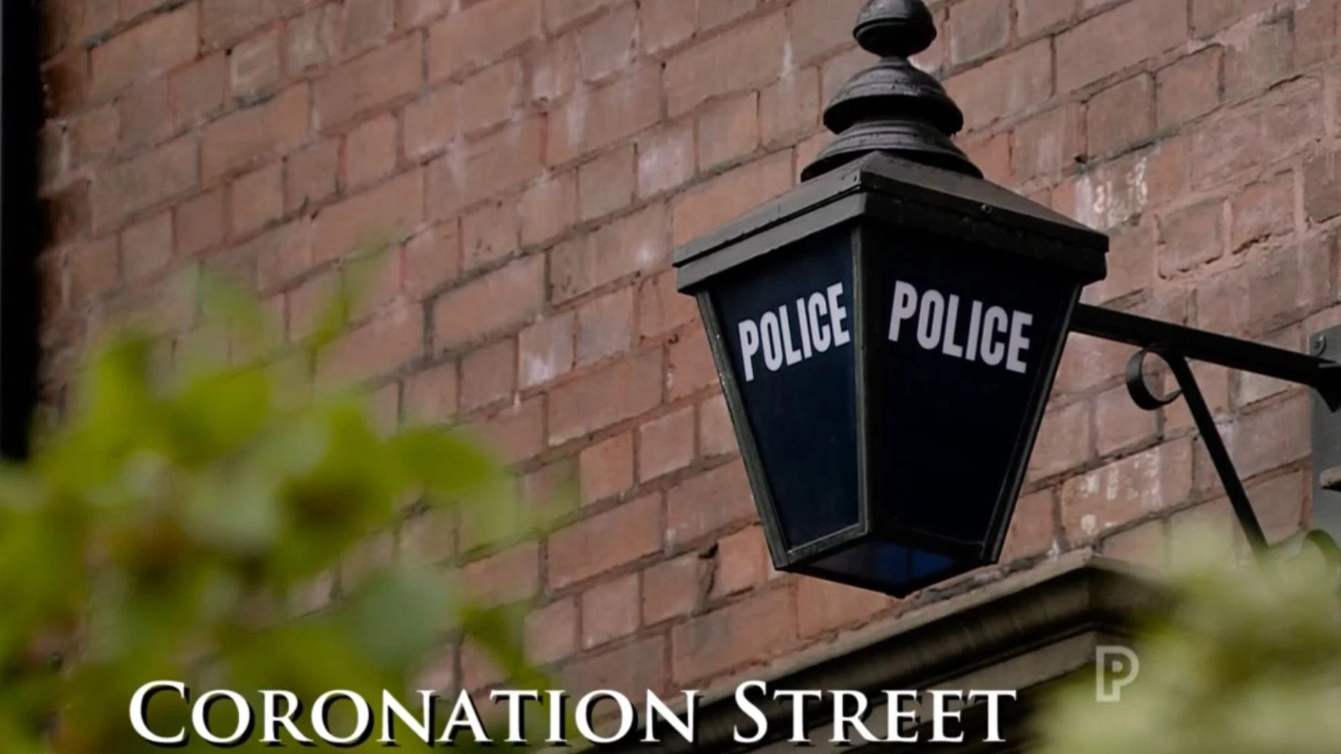 Corrie favourite facing years in prison for MURDER as actress quits soap
