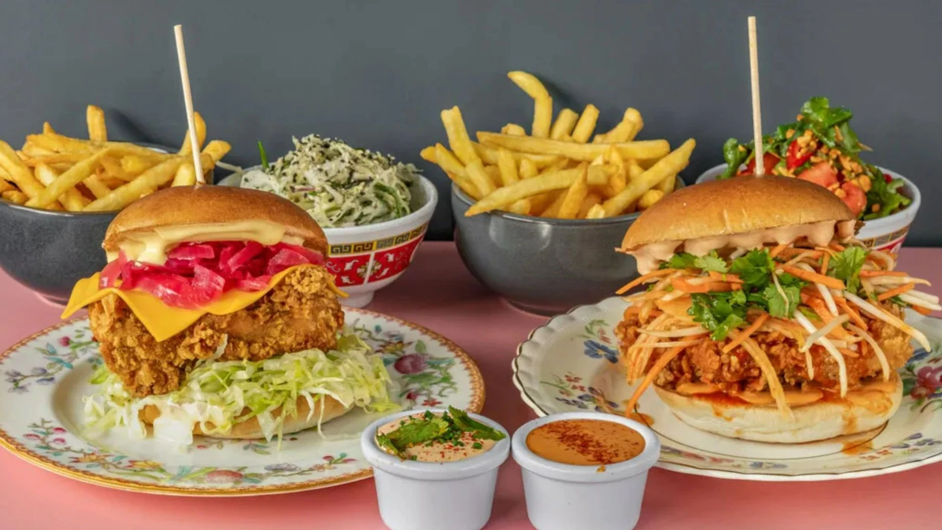 Beloved fast food chain shuts ALL its restaurants after a decade in business