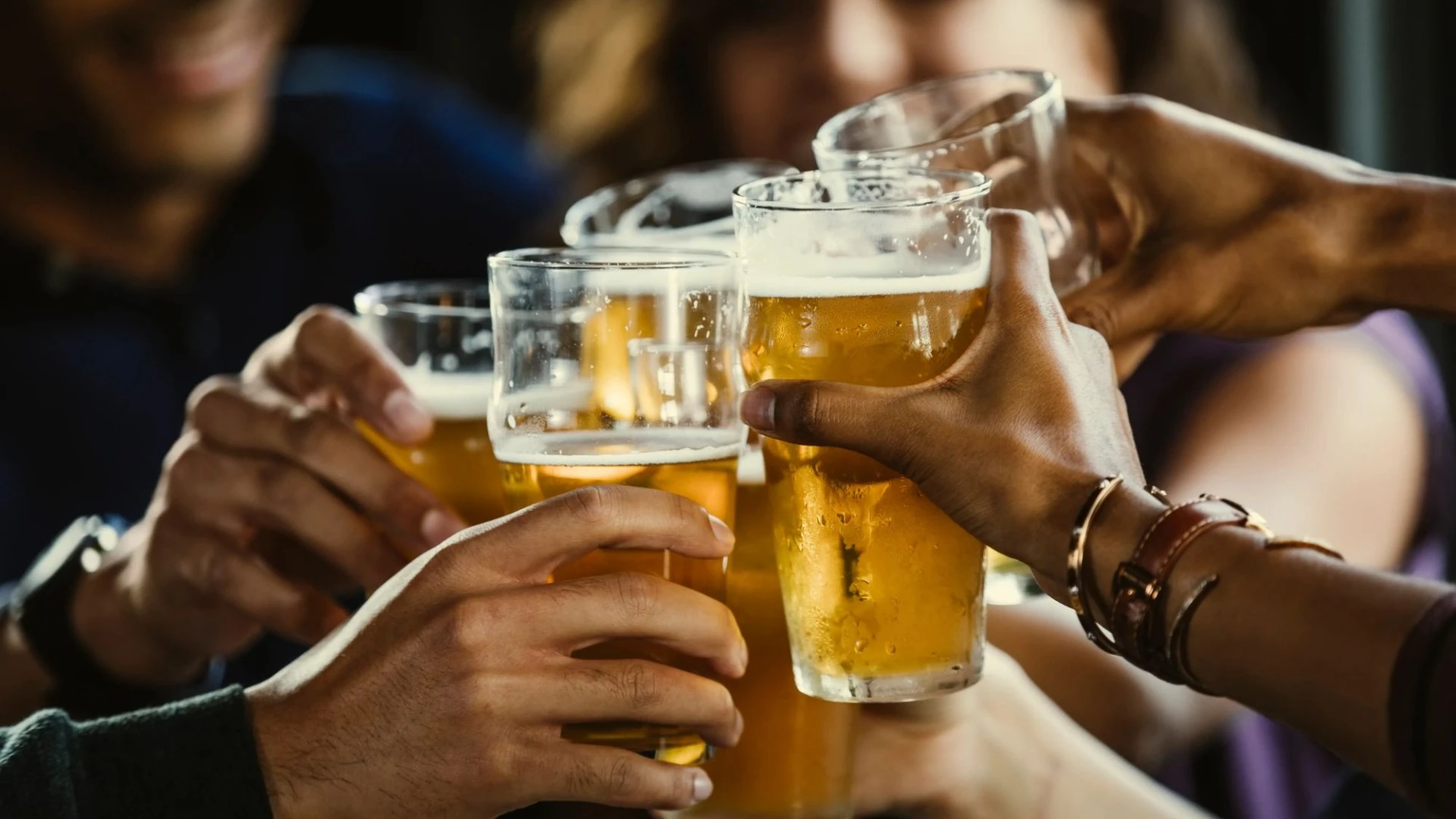 Major UK pub chain with over 500 boozers is giving away free pints next week