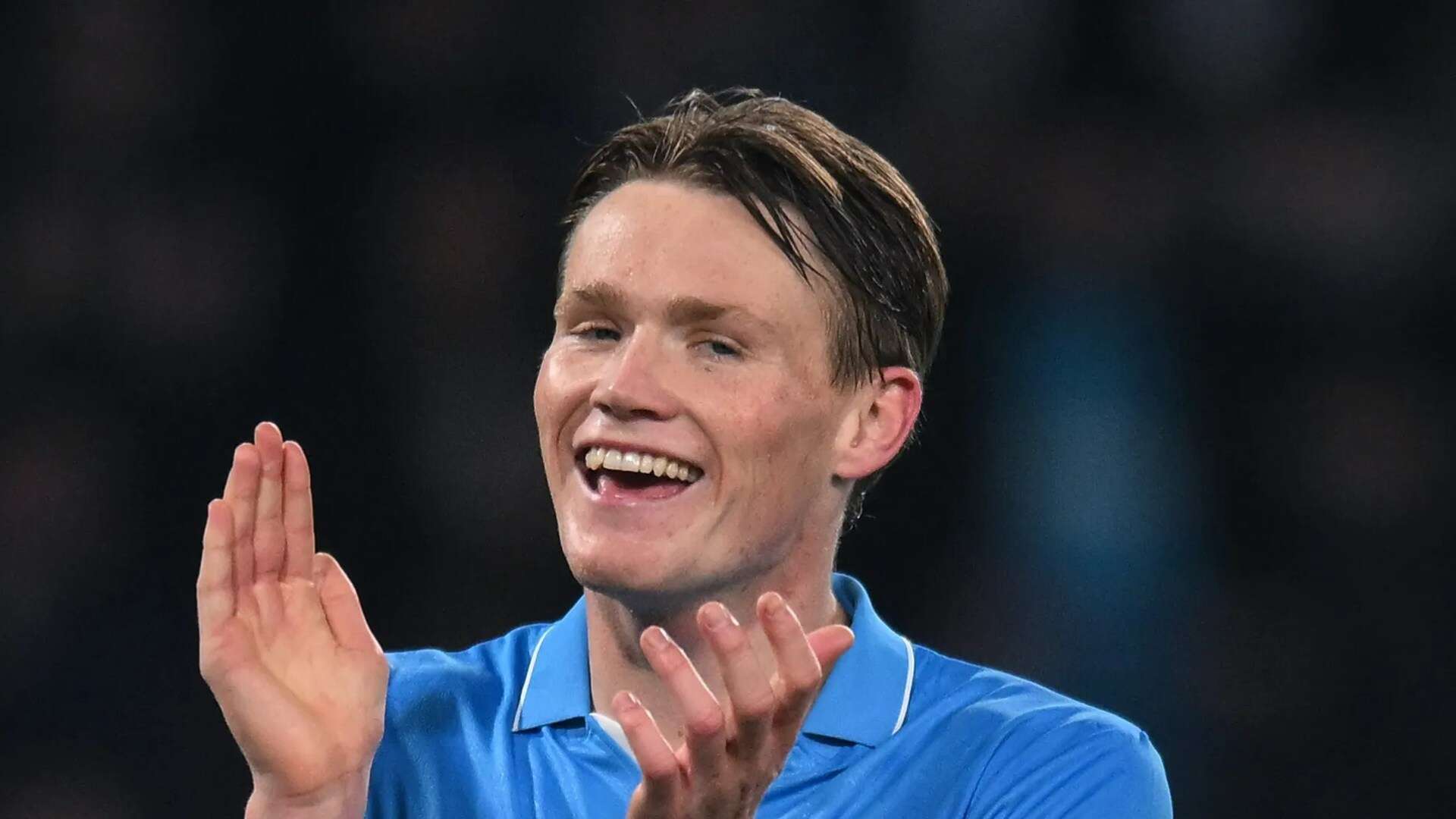 Napoli fans unveil hilarious McTominay banner after he's dubbed 'new Maradona'