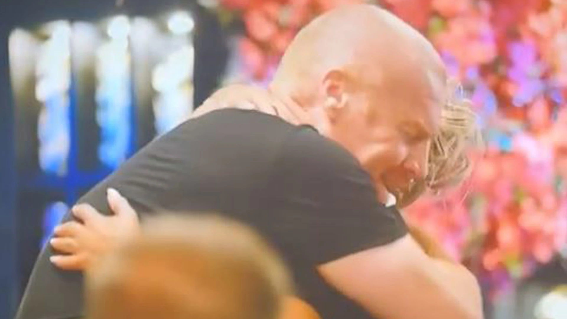 Ex-Prem manager Sean Dyche spotted on Celebs Go Dating with iconic pop star