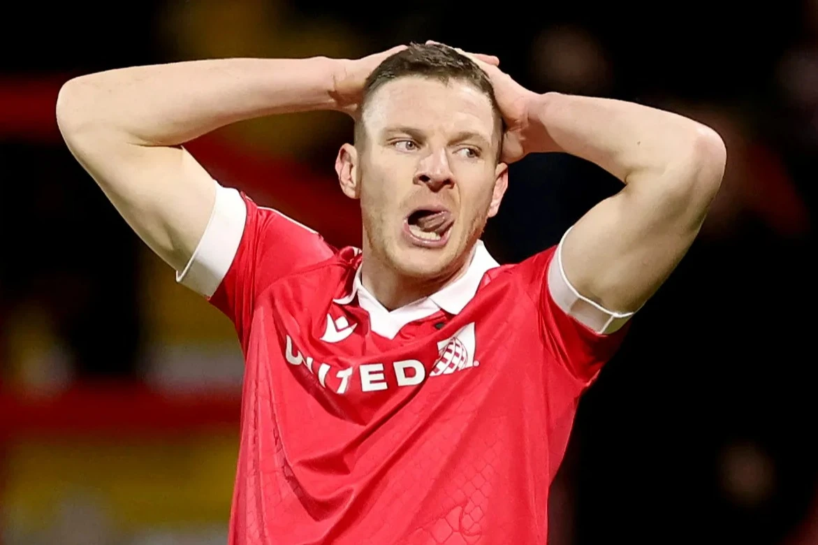Wrexham hero accepts fate and 'doesn't know' why manager no longer trusts him