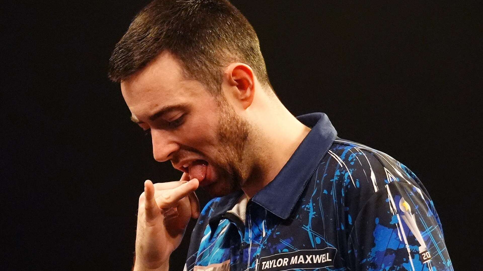 Luke Humphries reveals how he picked up finger injury and darts return date