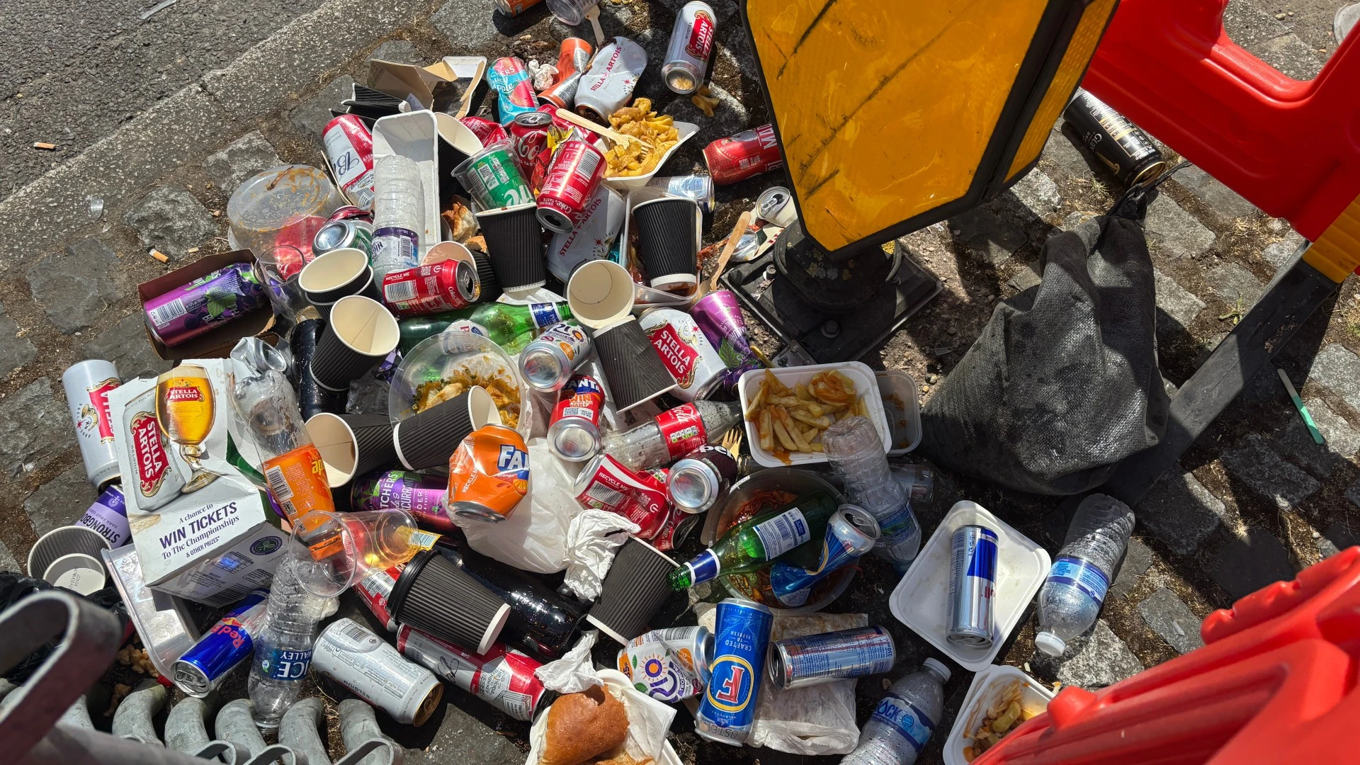 Travellers flock to 800-year-old horse fair as town closes & rubbish piles up