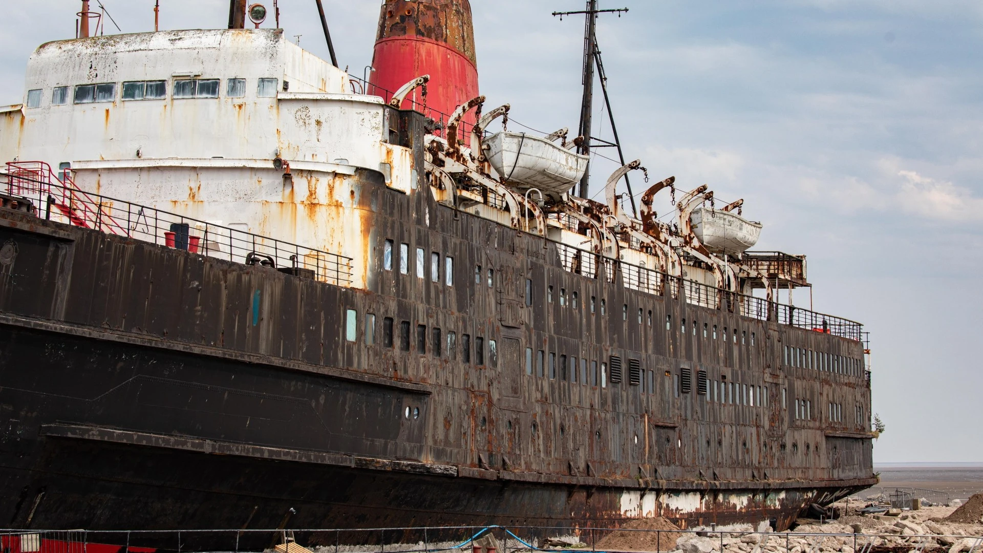 Inside abandoned cruise ship dubbed 'the fun boat' left to rot on UK beach