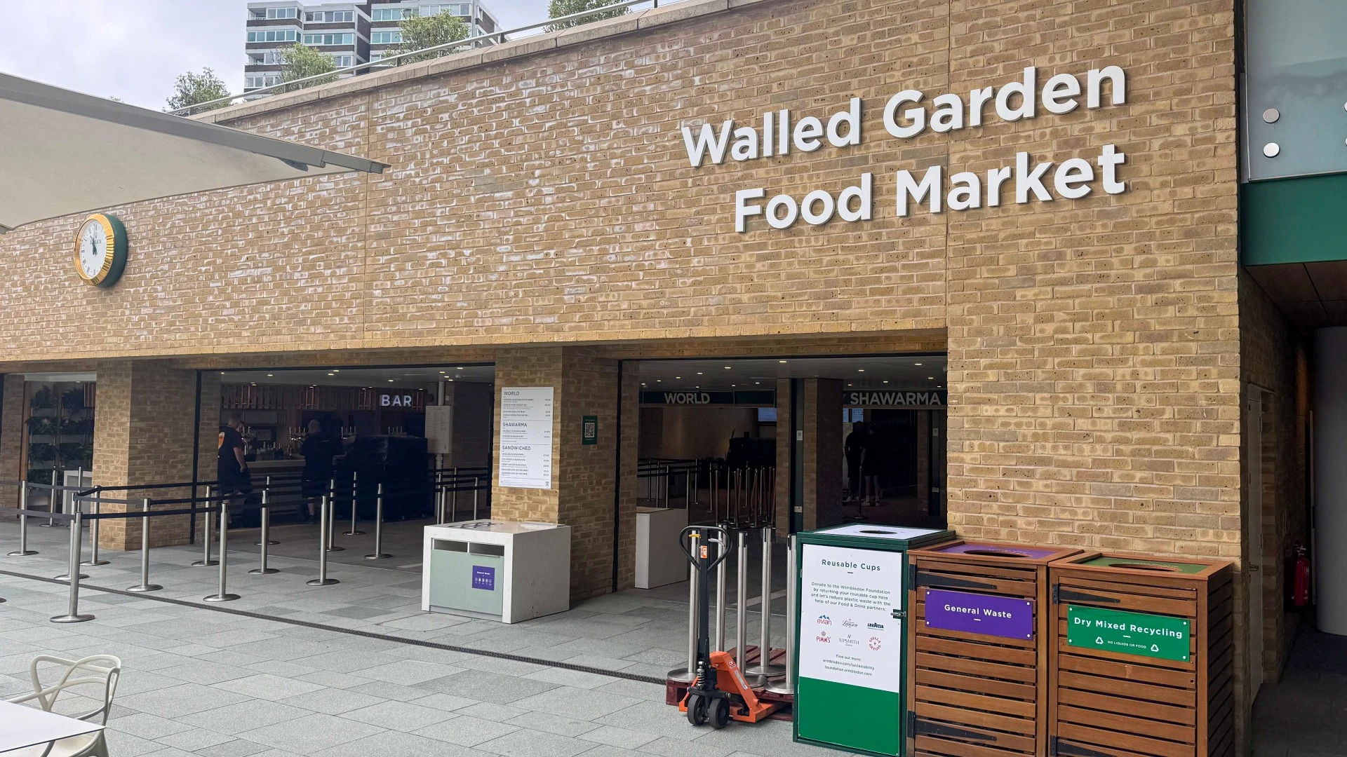 Wimbledon AI shambles as shop charges for things fans haven’t bought
