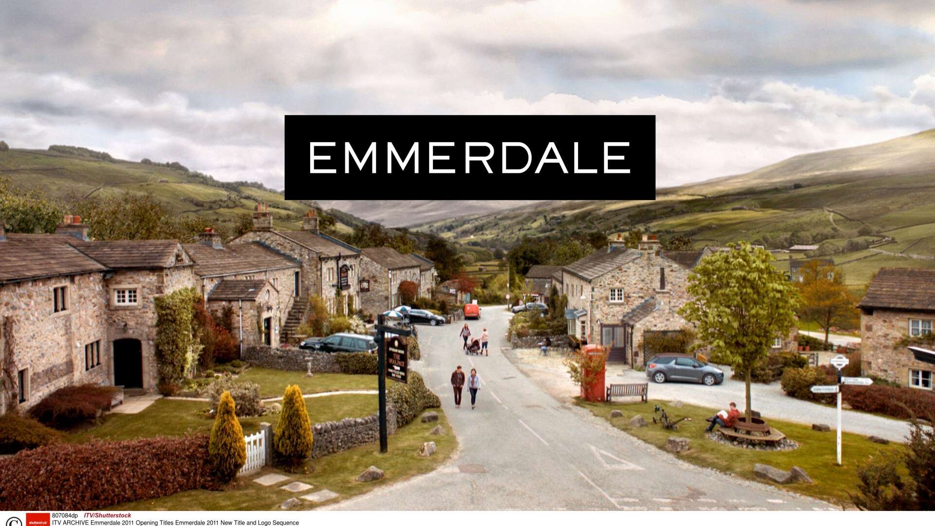 Emmerdale fans convinced there’s another body in the lake after clue - guess who?