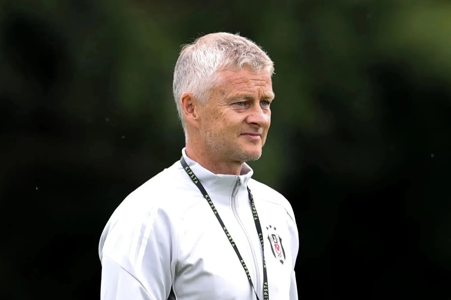 Solskjaer considers signing unemployed former Man Utd star, 24, for Besiktas