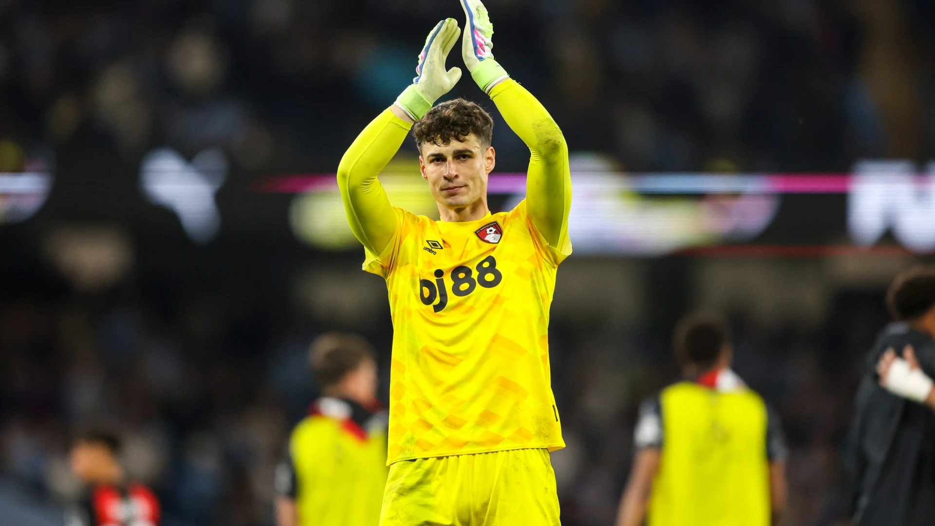 Arsenal to seal shock £5m move for Kepa with keeper set to fight for No1 spot