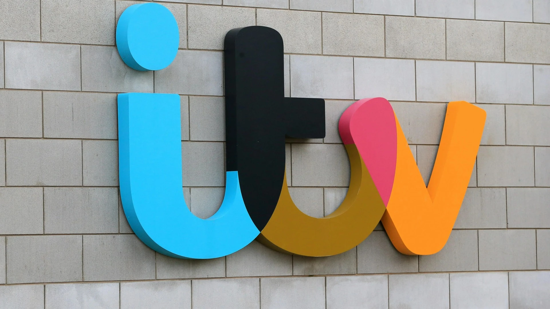 ITV star's fiancee admits she feels like she's at times 'suffocating' after birth