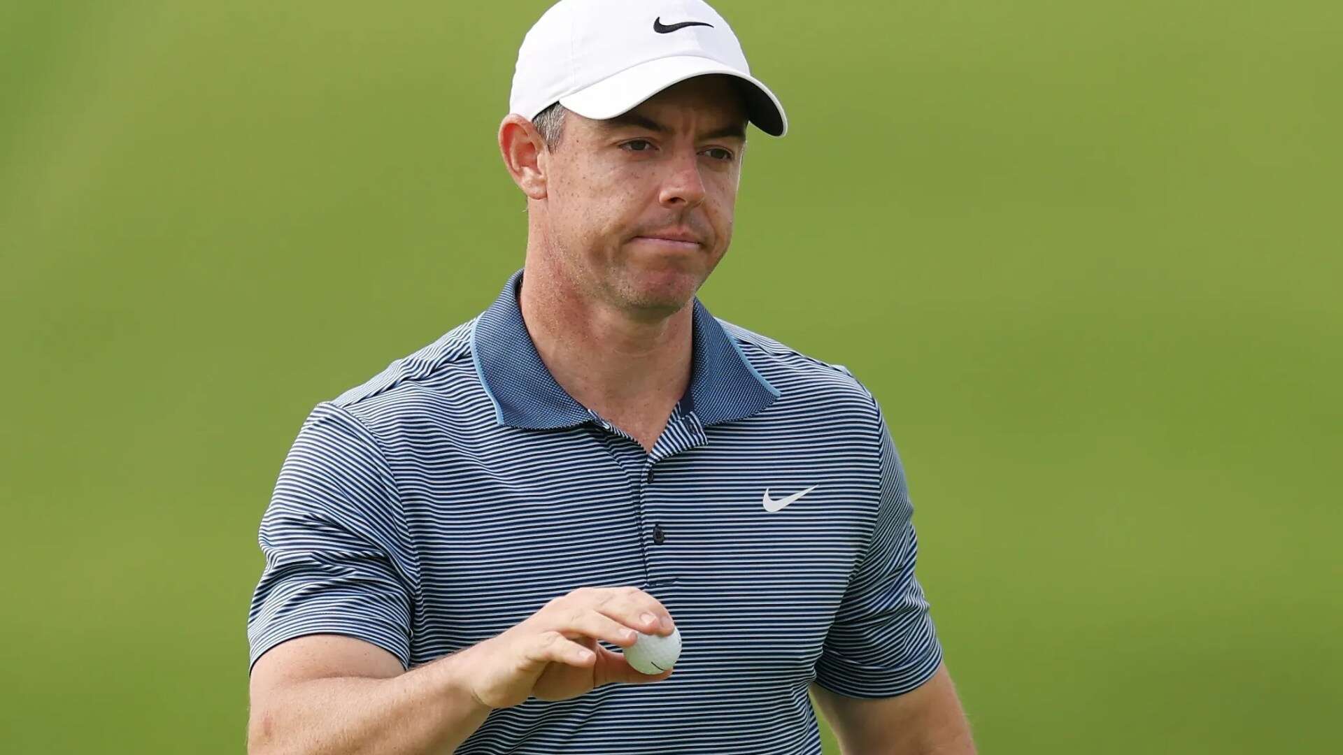 Rory McIlroy swears at fan over unwanted three-word advice after missed putt