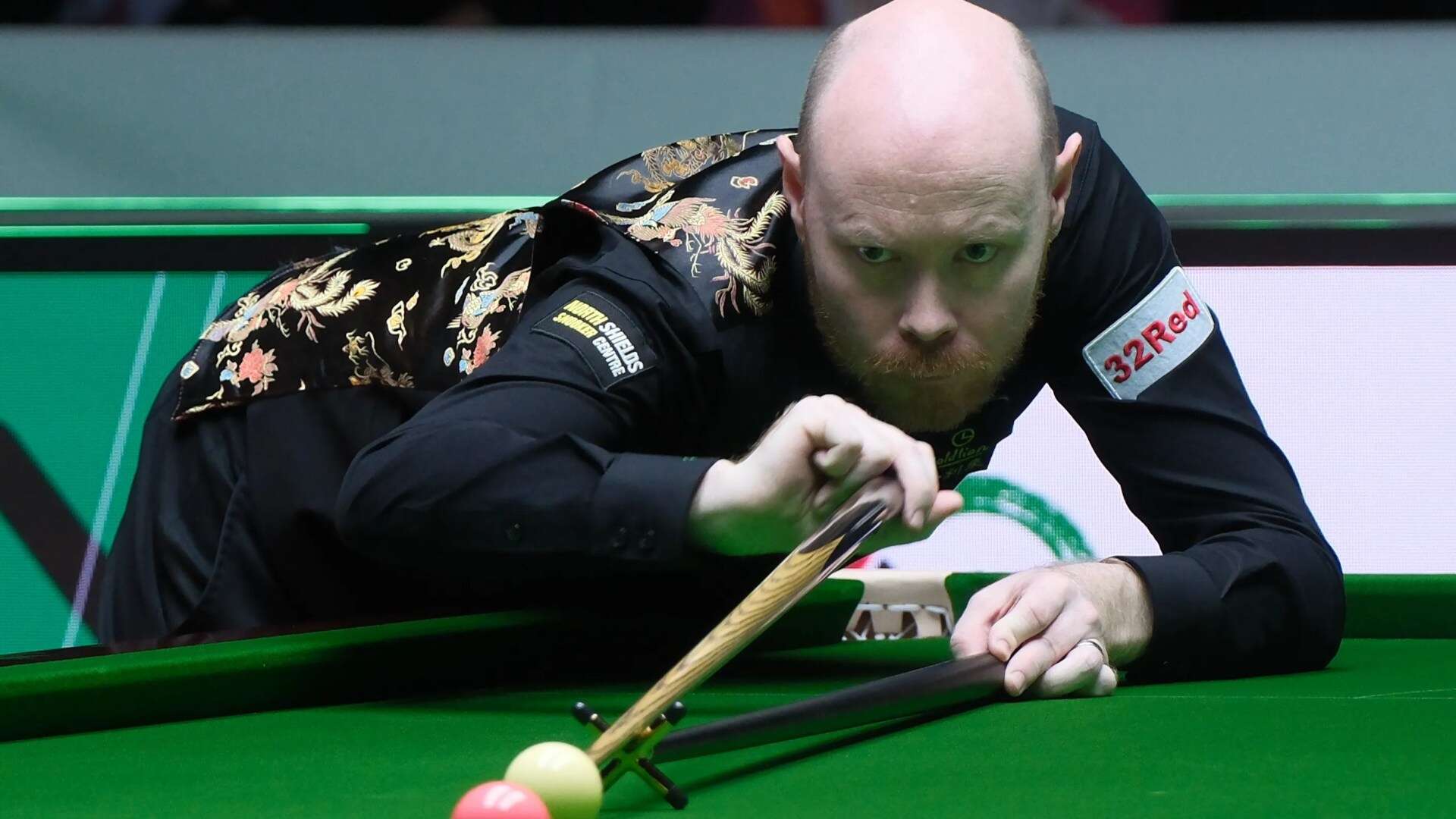 Snooker star Gary Wilson swaps sport for something he 'never plays'