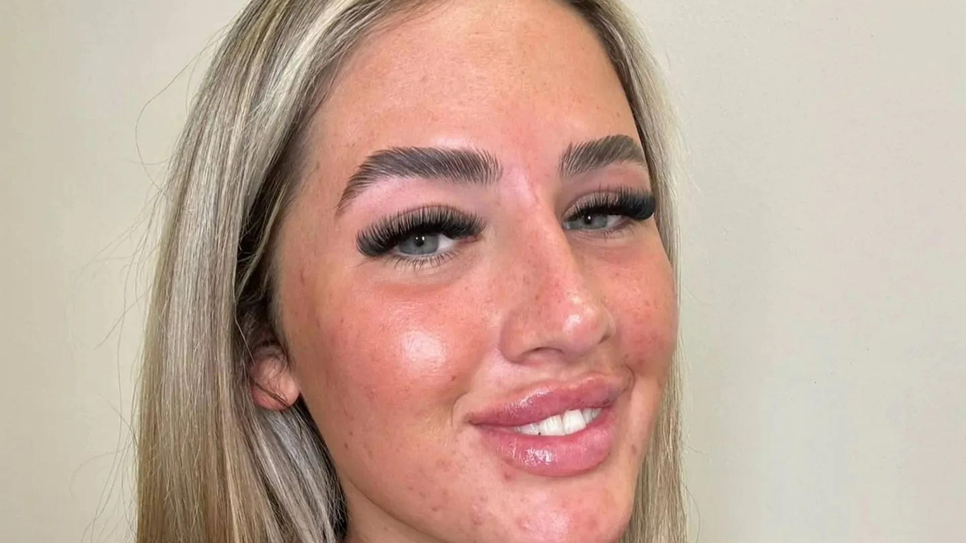 I had a glow-down after rocking fake hair - people say I look 'breathtaking'