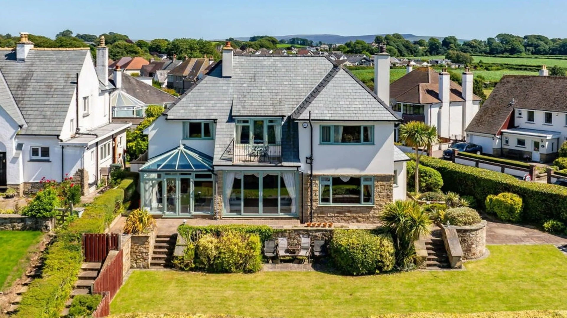 Paris & Tyson Fury’s £800K former family home is up for sale & it has sea-views