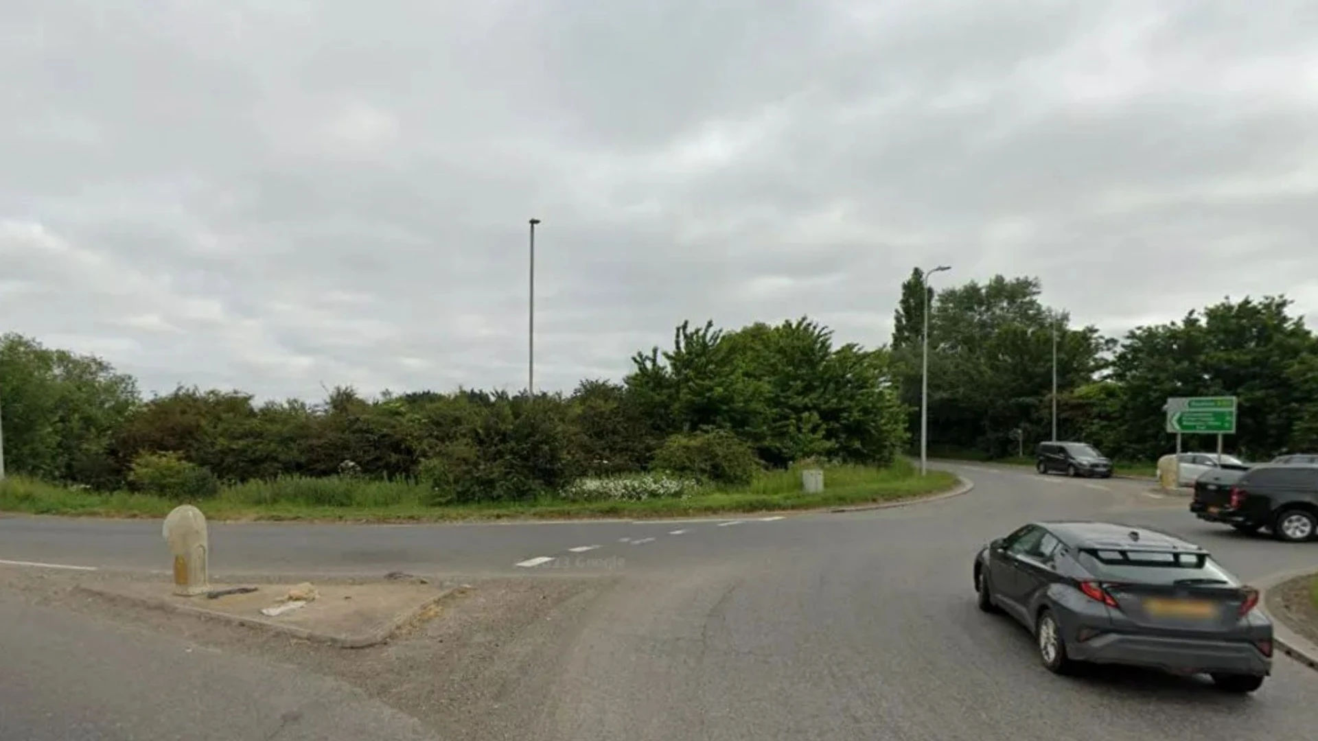 Man and woman killed in horror crash between Mercedes and lorry