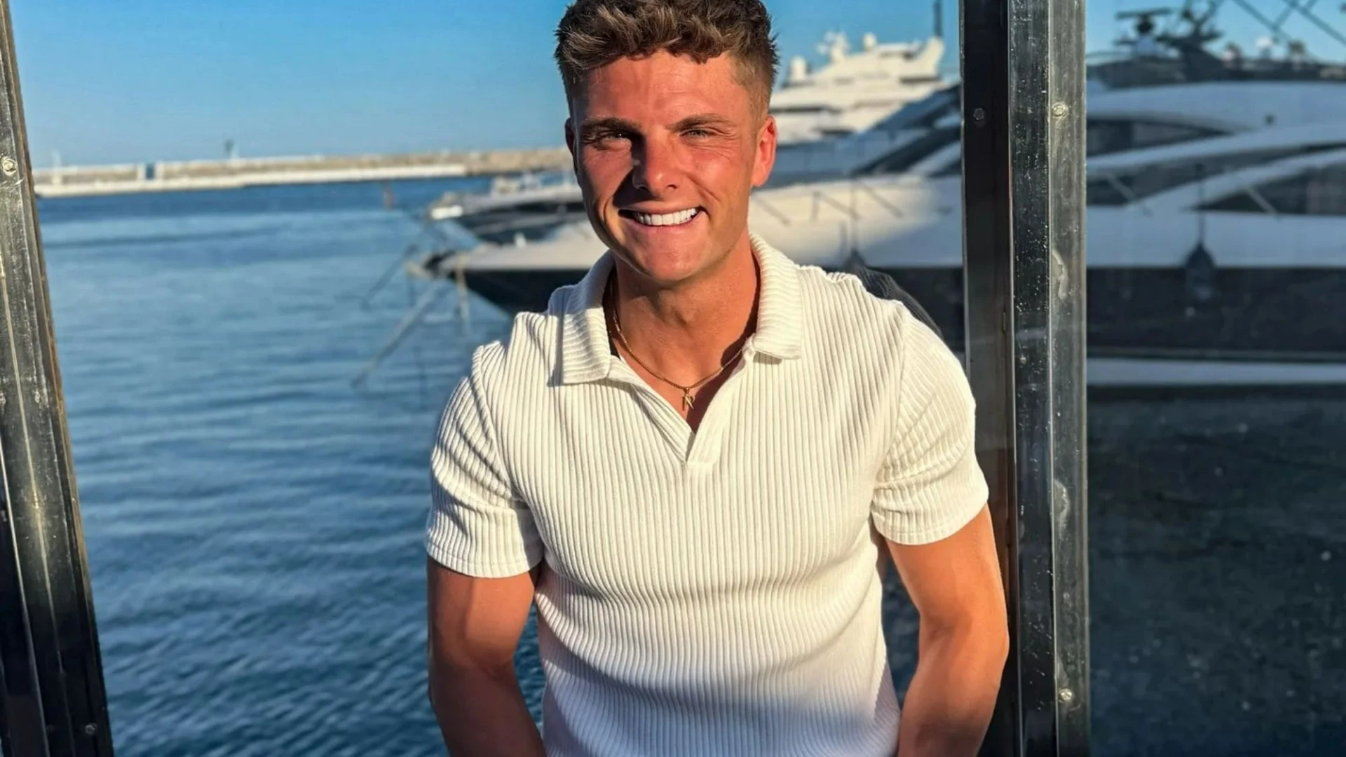 Love Island villa rocked as two hot new bombshells make surprise entrance