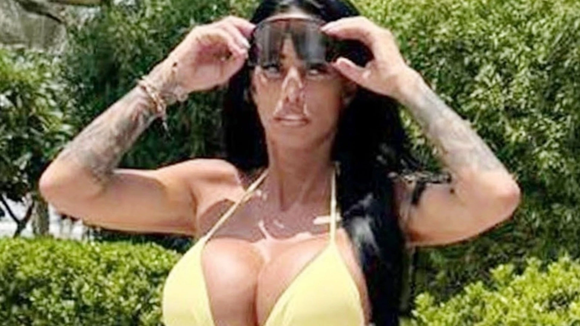 Katie Price sparks concern as she shows off bony rib cage in bikini