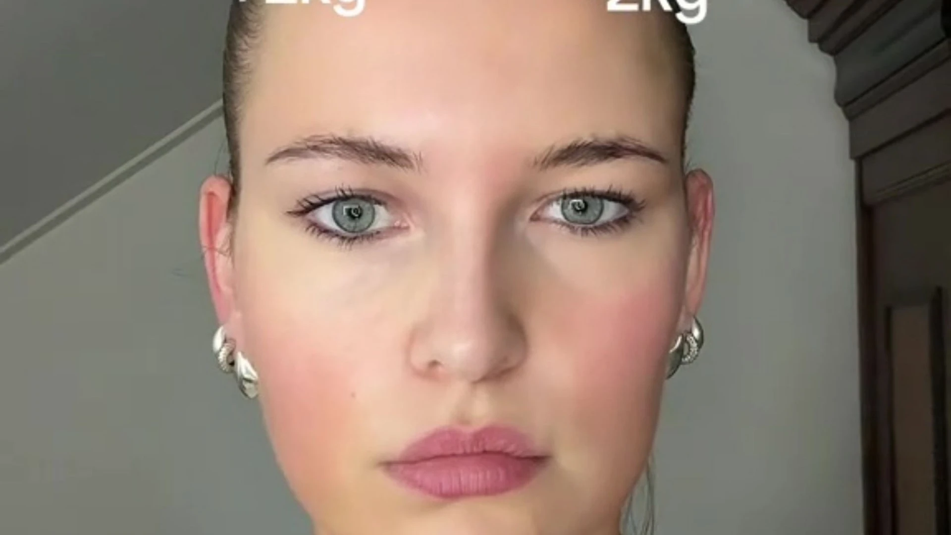 I’m a beauty buff, my makeup fix makes you look 2kg lighter with a £2.99 item