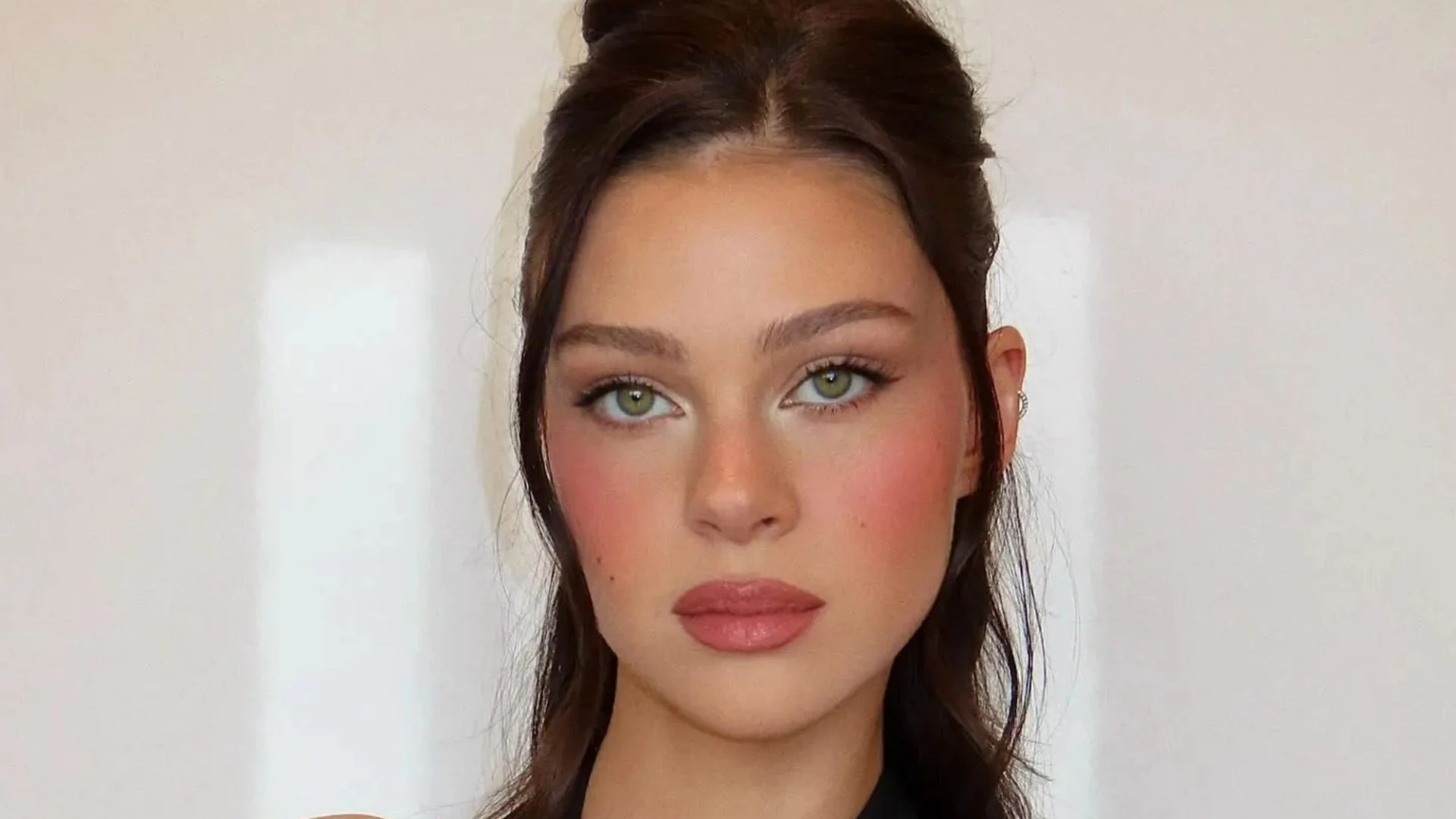 Nicola Peltz’s fans convinced she’s in bitter new feud with Hollywood star