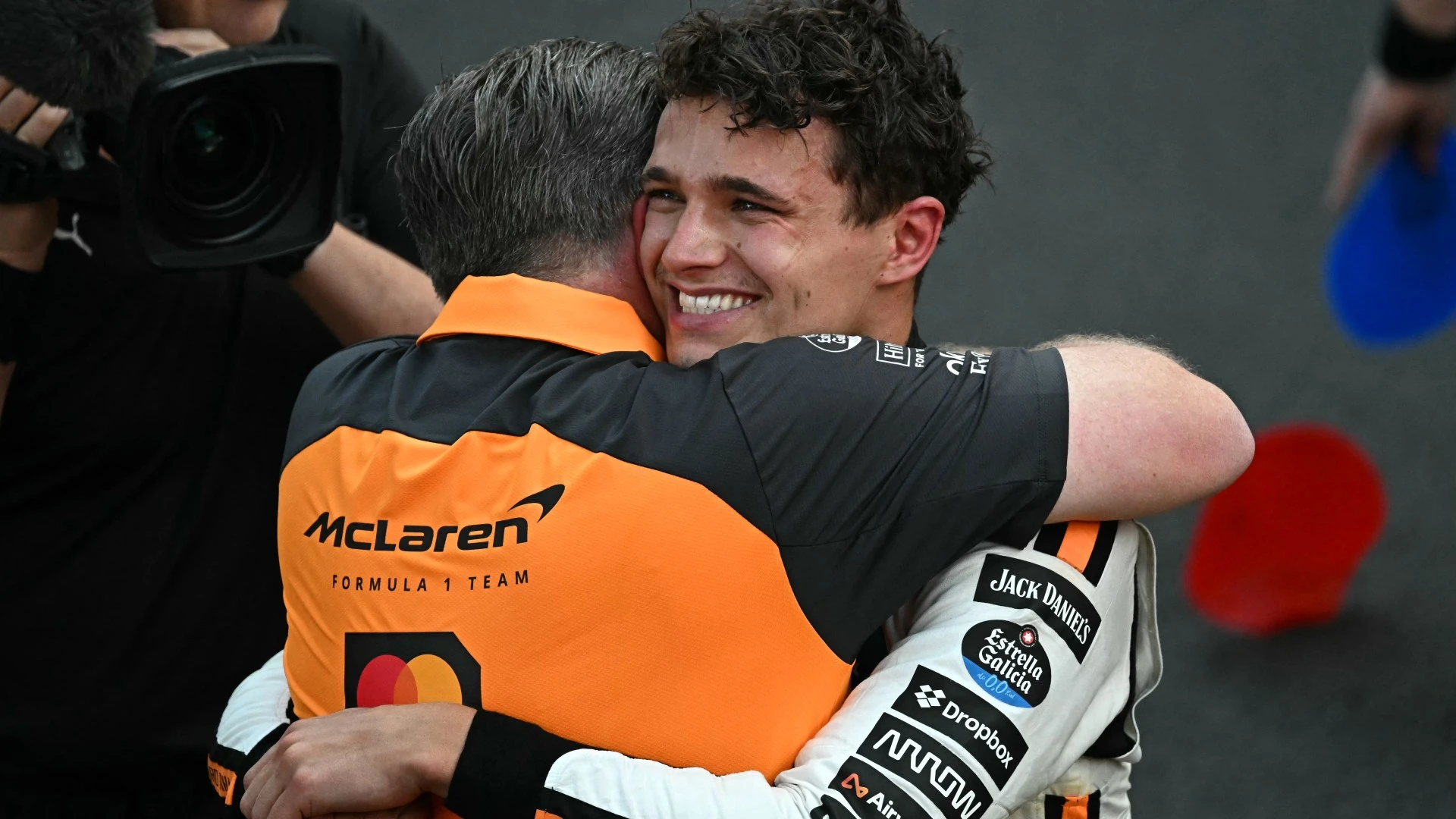 Norris fights off Verstappen to WIN thrilling race, Hamilton finishes in 5th