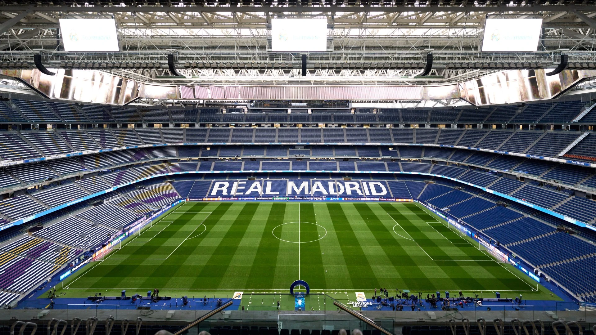 Ancelotti makes TWO changes as hosts seek epic comeback