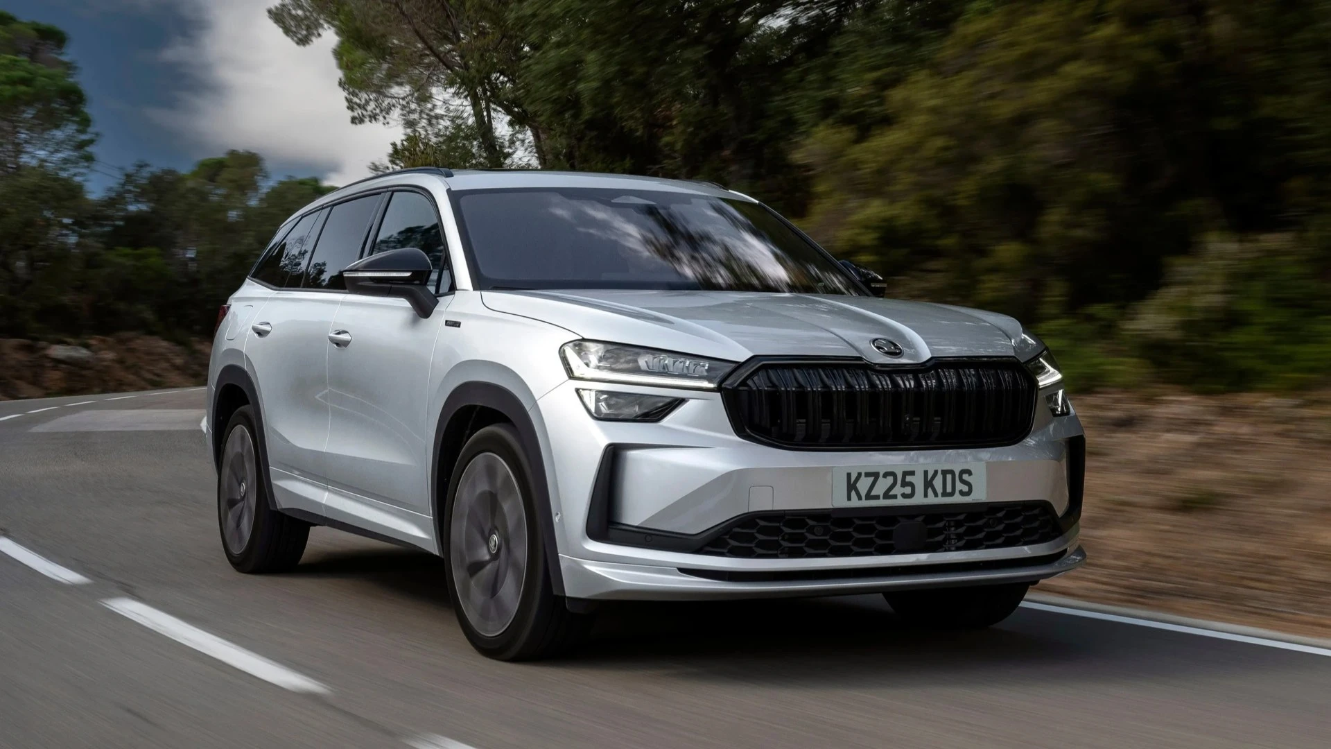 New Skoda Kodiaq is a clever, comfy SUV – but ugly feature lets it down