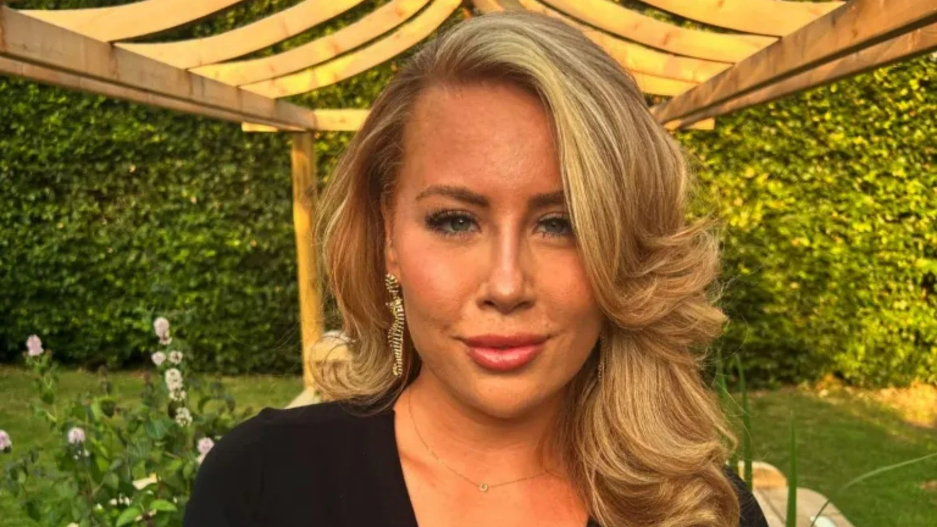 MAFS star hits back at troll after she's cruelly shamed despite 4st weight loss