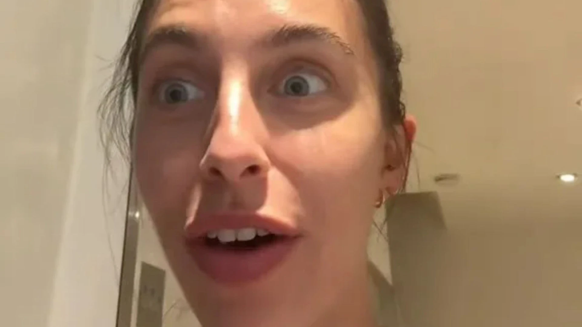 Woman left fuming after ‘idiot’ delivery driver leaves her trapped in her home