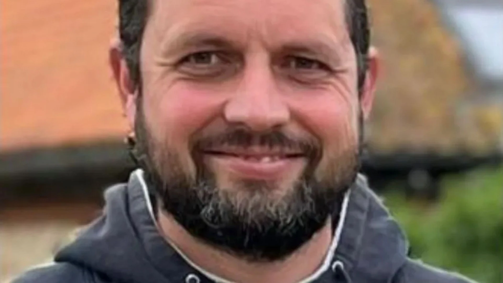 Dad killed & son, 9, injured when 'opticians racing each other hit their car'