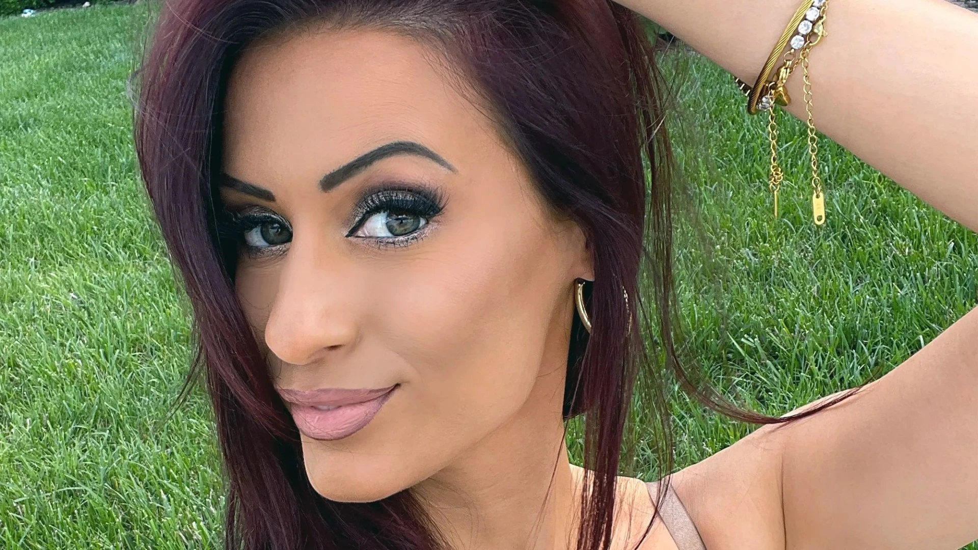 Reality TV star reveals she's a virgin at 31 after romantic night discovery