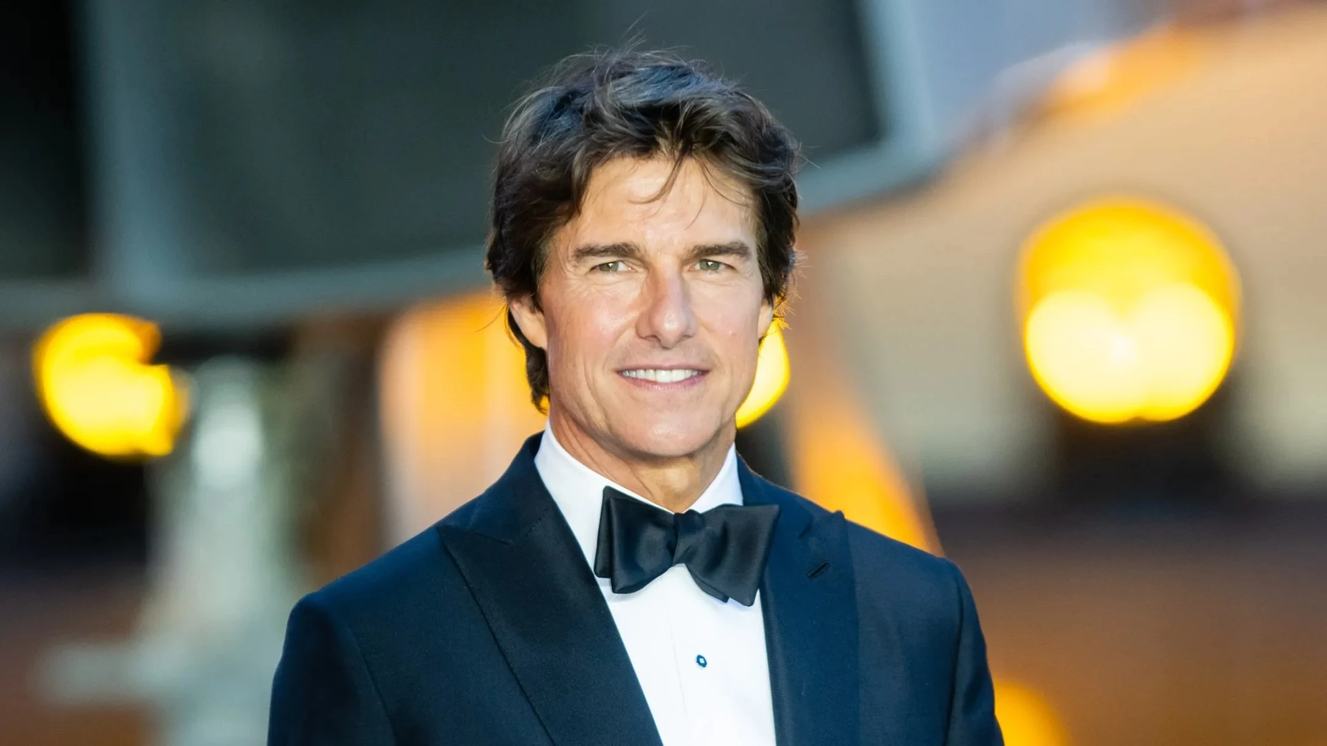 Tom Cruise whisks Ana de Armas to Madrid on jet & plans to take her to ace's bash