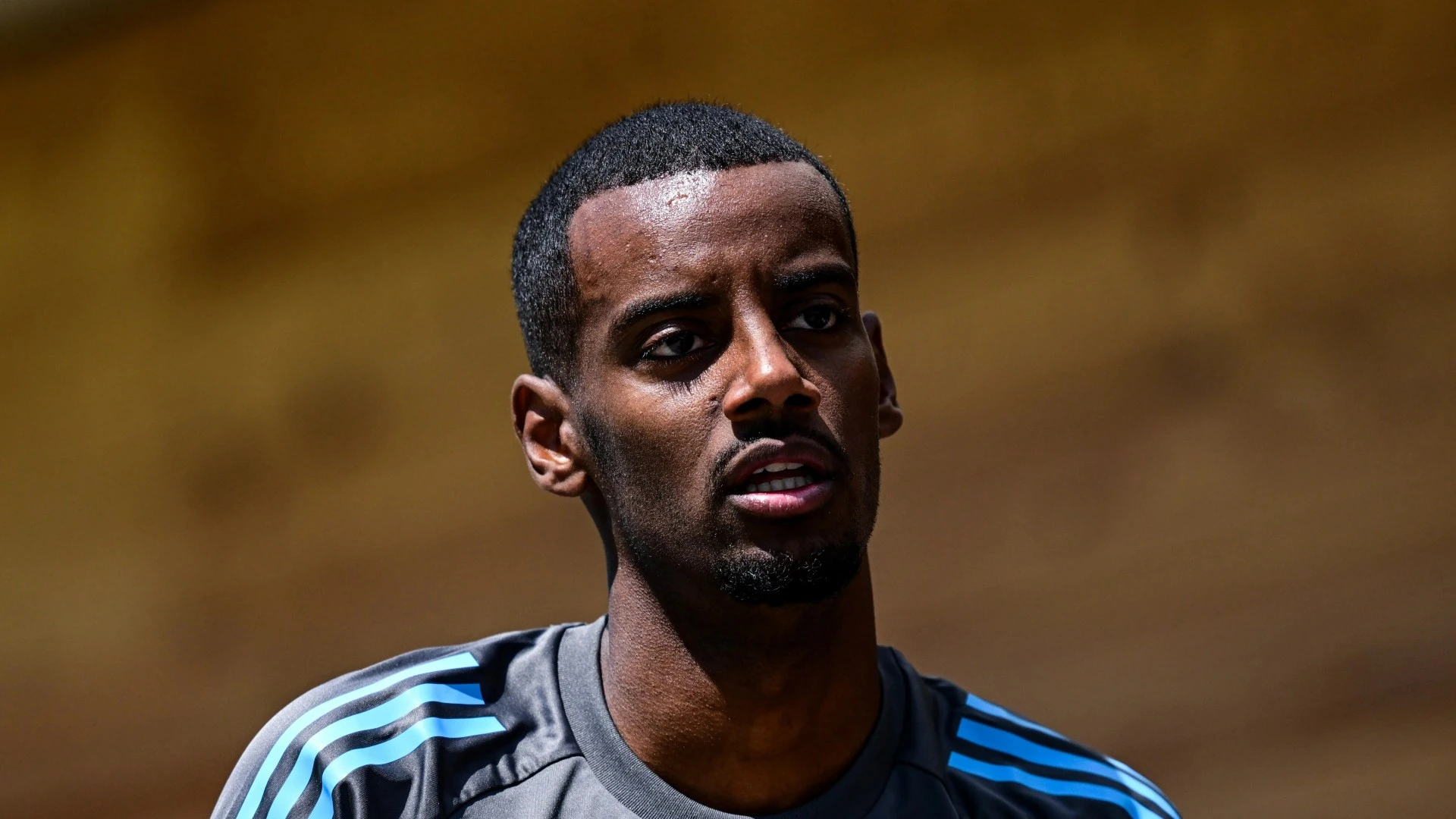 Alexander Isak NOT on plane for Newcastle pre-season tour amid contract dispute