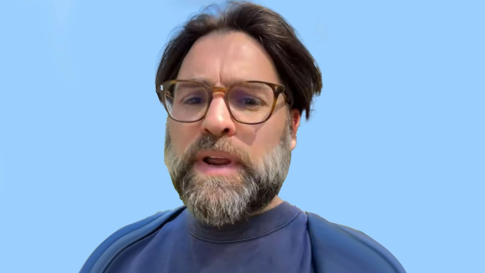 Hollyoaks star unrecognisable with bushy beard -16 years after quitting