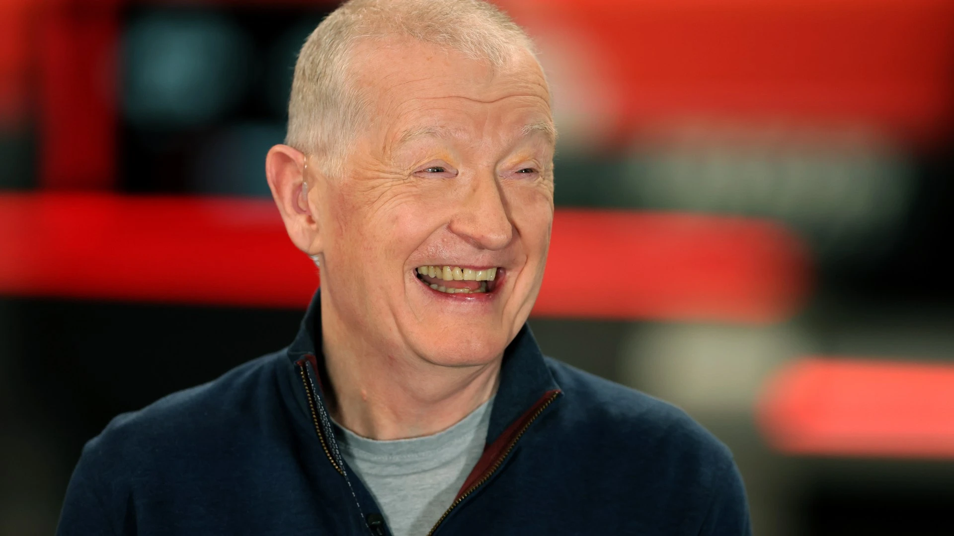 Davis lifts lid on how a sandwich earned him title of snooker 'bad boy'