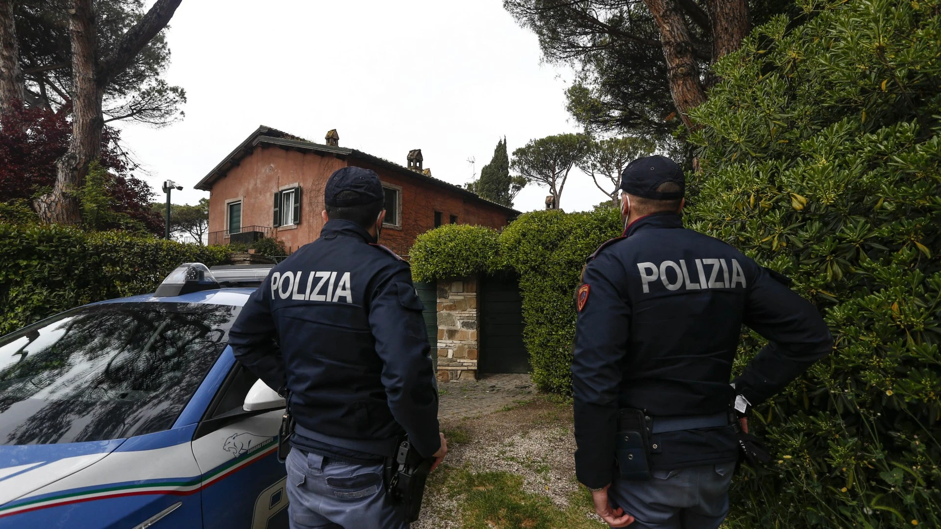 Man kills ex wife’s partner & mum before shooting her & turning gun on himself