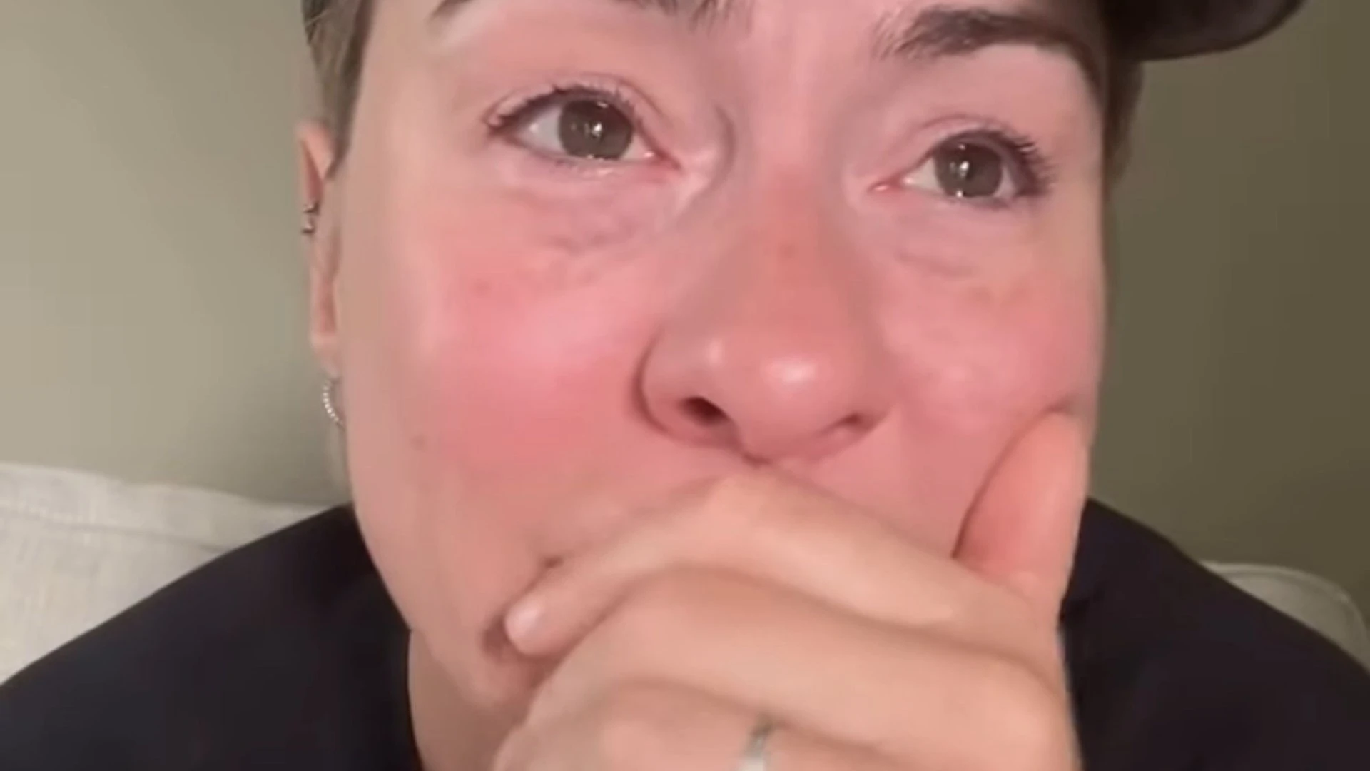 X Factor's Lucy Spraggan breaks down in tears as she’s forced to cancel shows