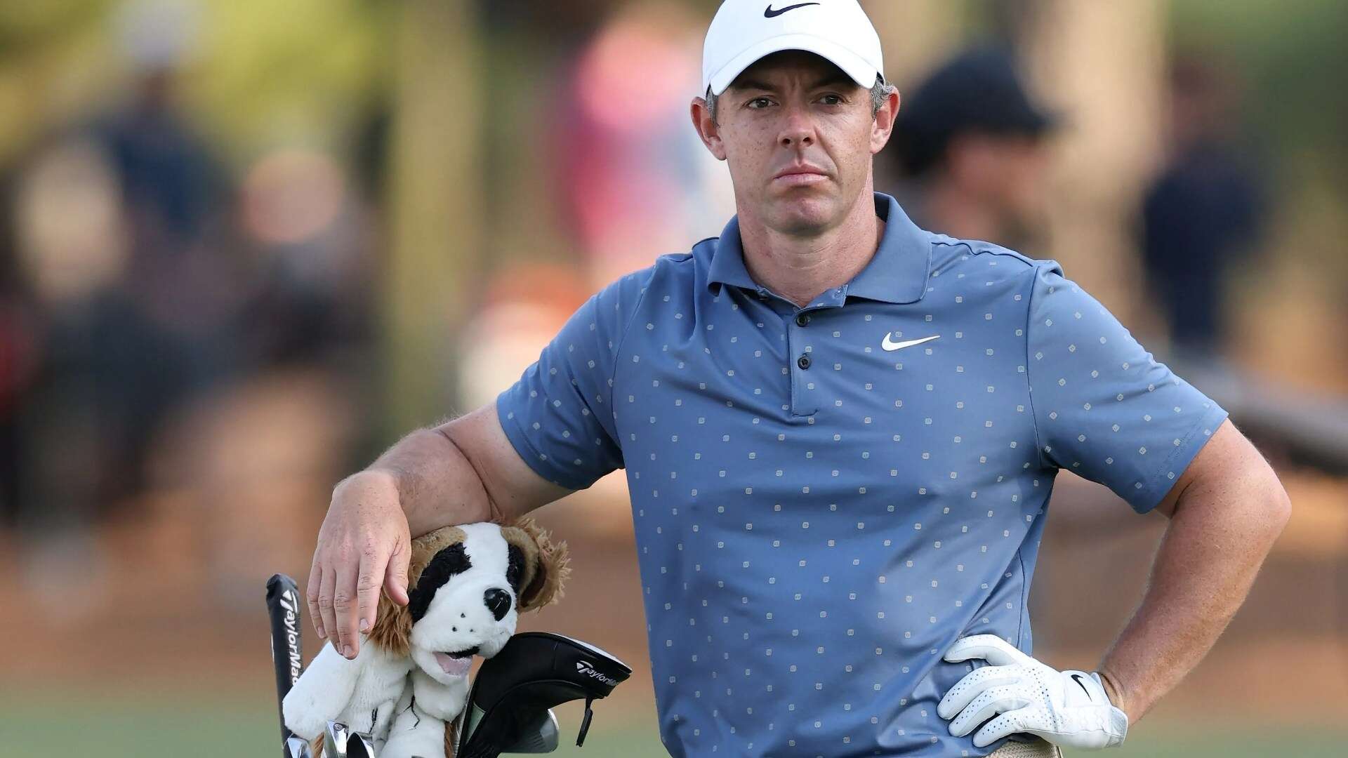 McIlroy pays £780 for Uber driver to fetch his old golf clubs in 150-mile dash