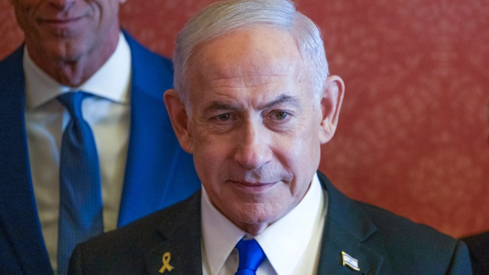 Benjamin Netanyahu defies ex-army & spy chiefs with fresh Gaza assault threat