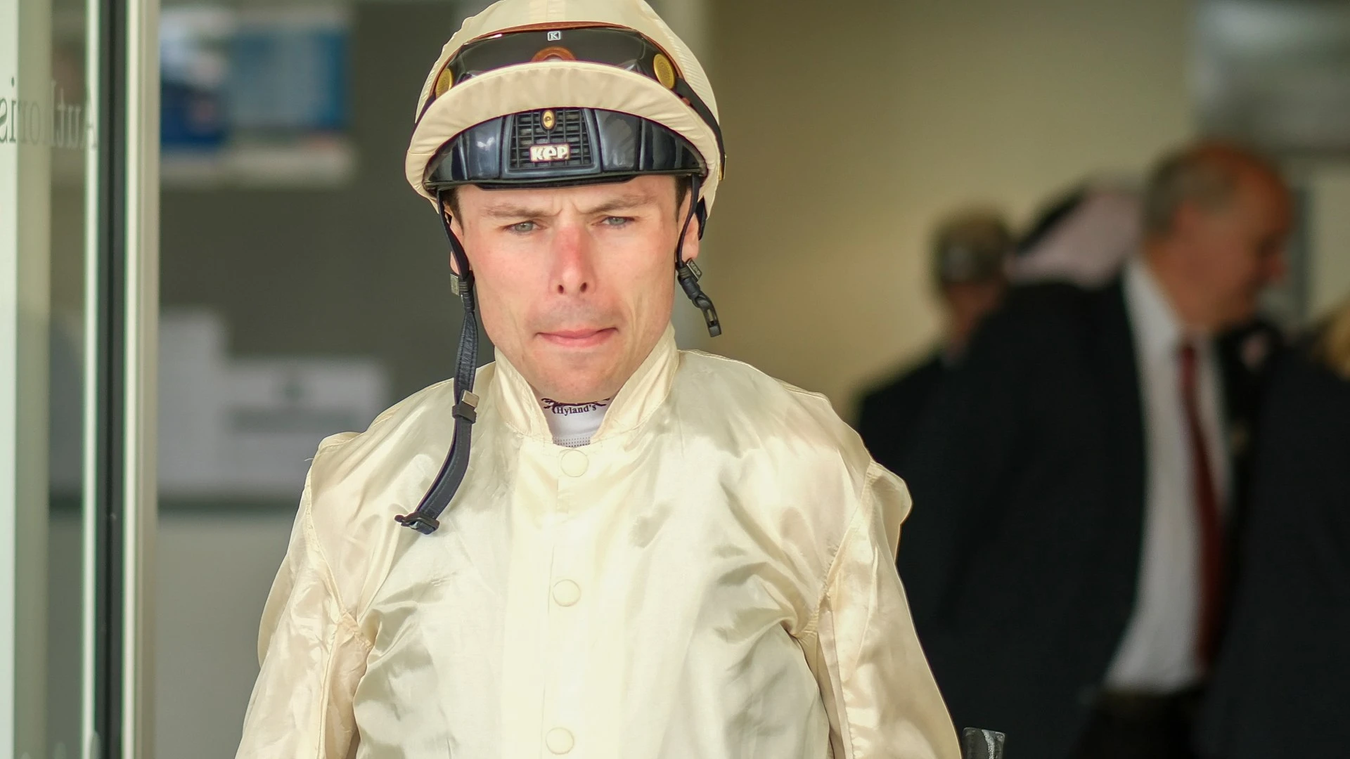 Kieran Shoemark jocked off by 'best in the business' for Field Of Gold ride