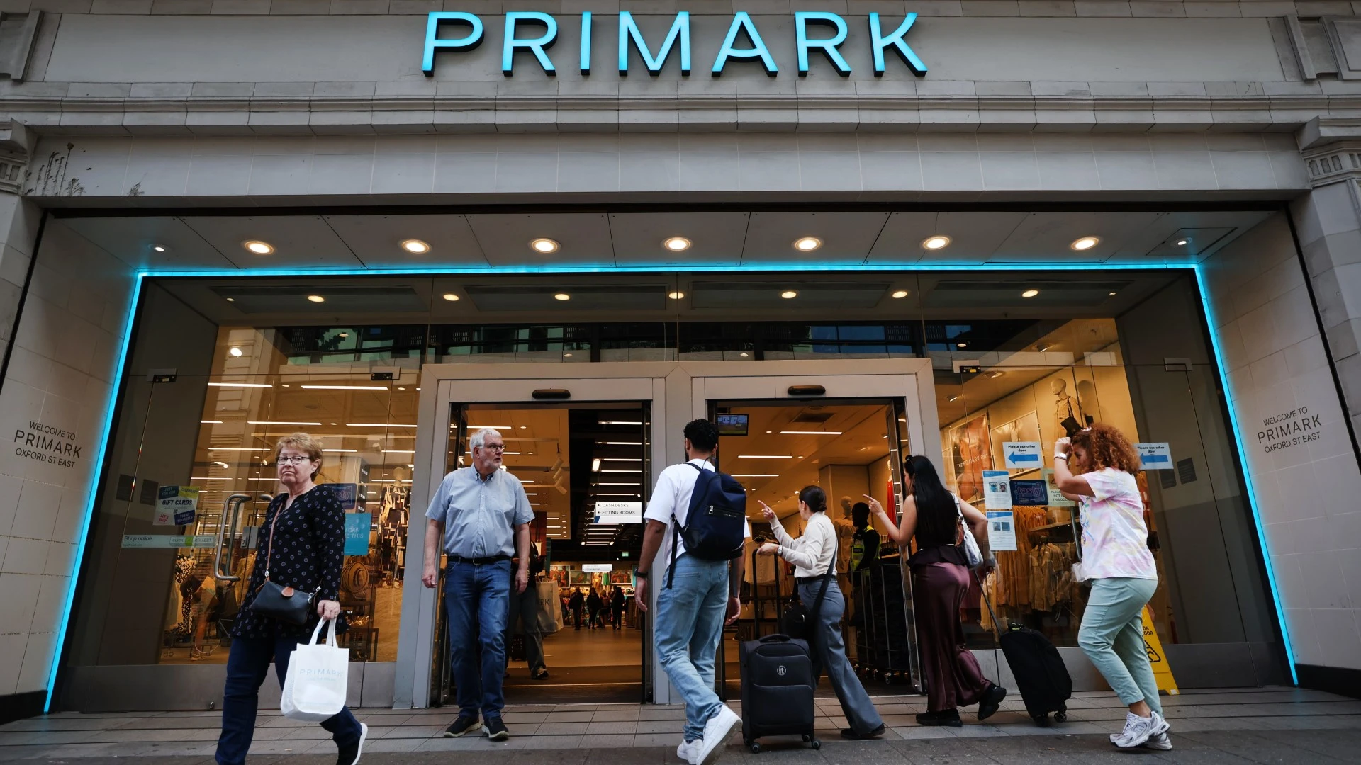 Primark fans race for £3.50 holiday essential to squeeze more in your carry-on