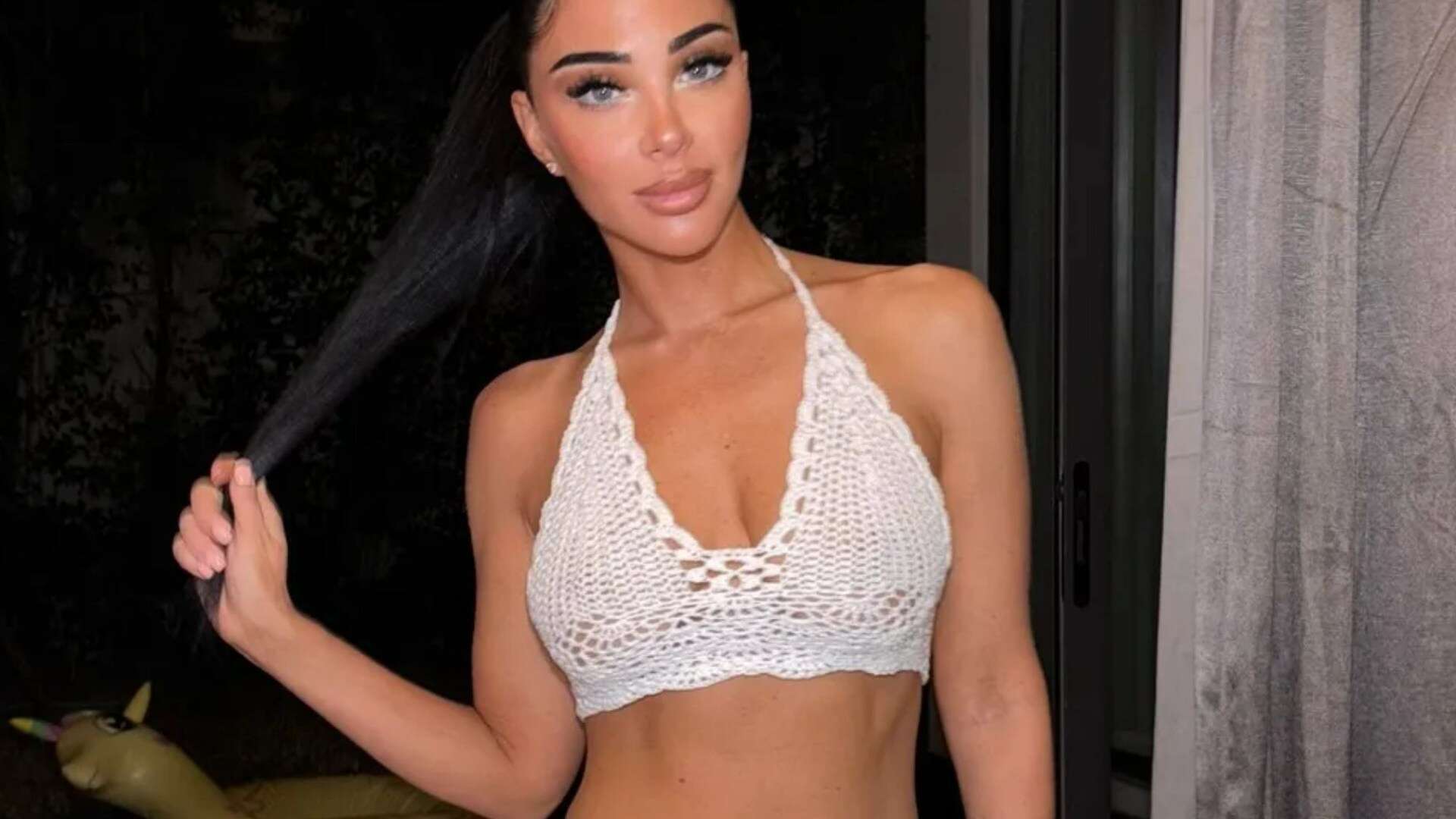 I'm A Celebrity's Tulisa shows off her ripped abs in bralet on holiday in Thailand