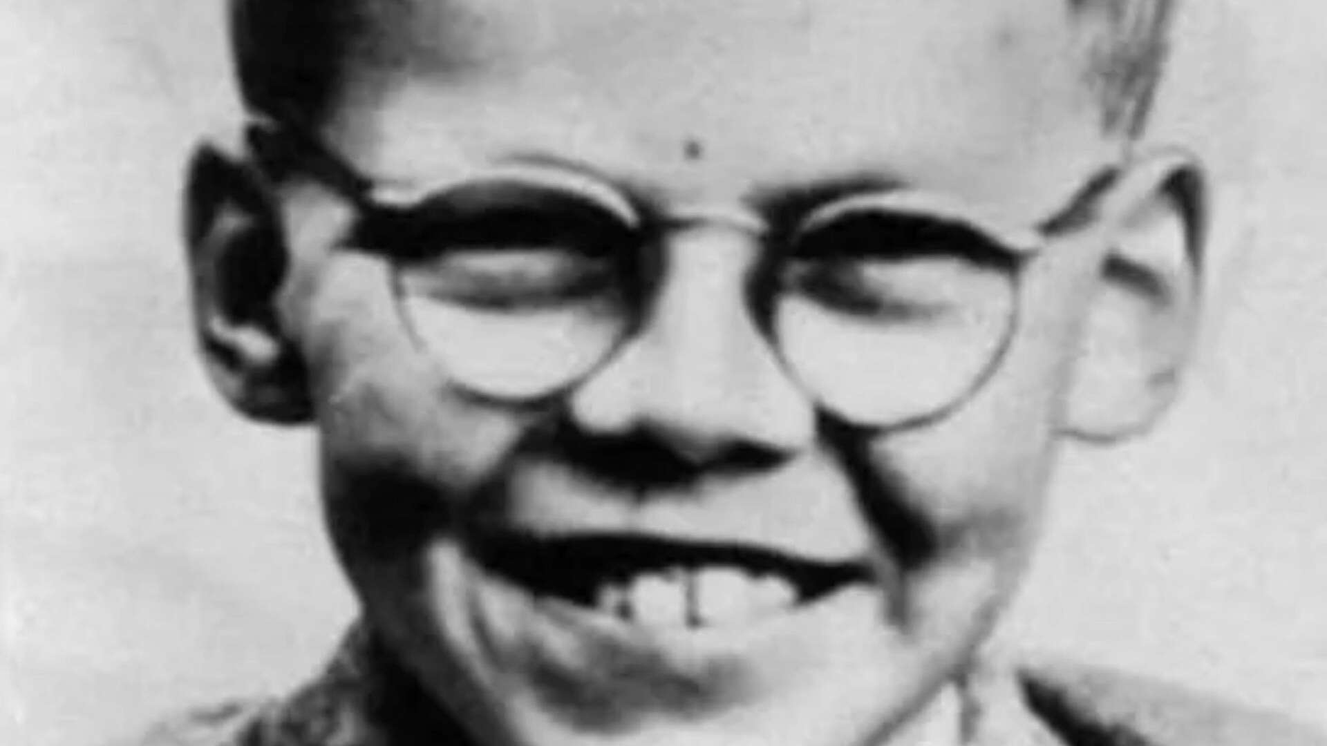 Keith Bennett's family blast ghouls selling Ian Brady items & plea for info